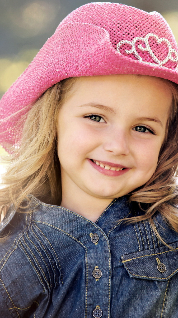 Обои привлекательность, младенец, ребенок, красота, улыбка в разрешении 750x1334