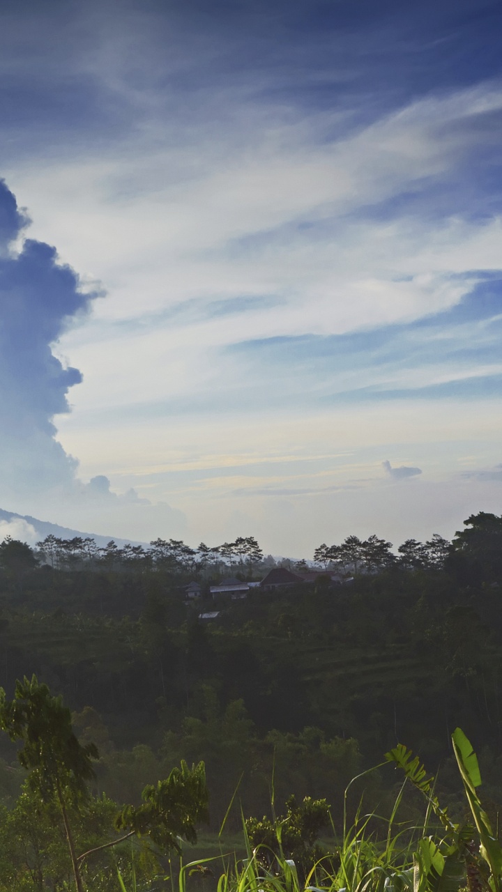 Обои Гора Агунг, вулкан, стратовулкан, облако, гора в разрешении 720x1280