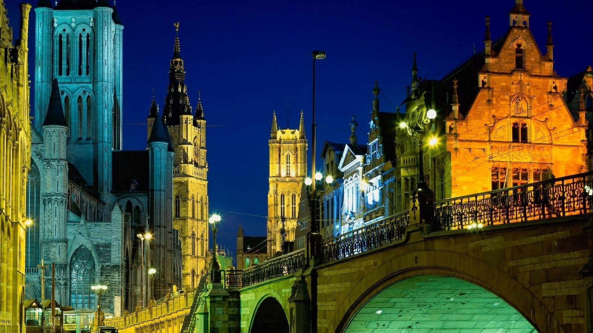 Обои ориентир, ночь, город, метрополия, Луи Армстронг Дюк Эллингтон в разрешении 1920x1080