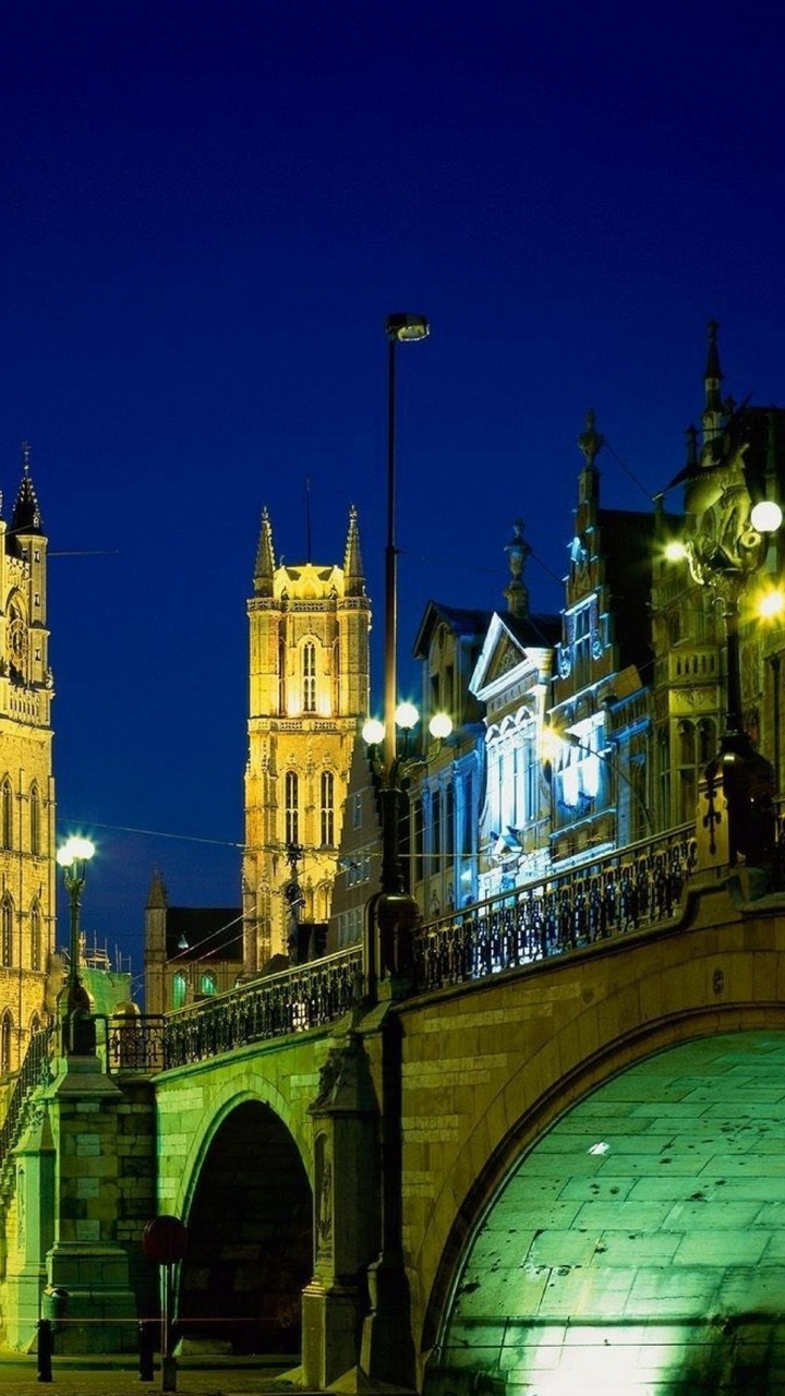 Обои ориентир, ночь, город, метрополия, Луи Армстронг Дюк Эллингтон в разрешении 720x1280