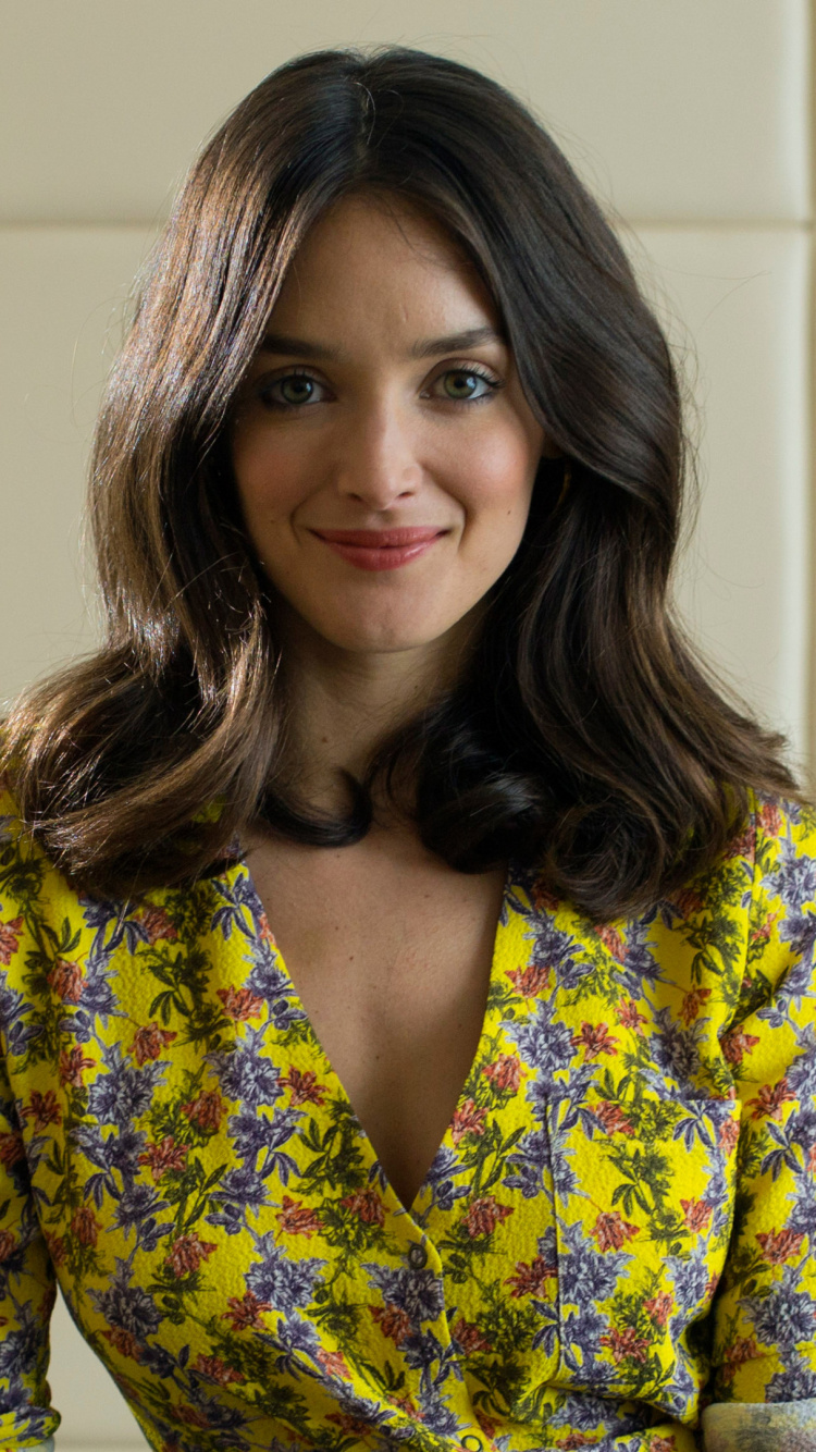 Обои Шарлотта Ле Бон Хот, Шарлотта Ле Бон, Ив Сен-Лоран, знаменитость, актер в разрешении 750x1334