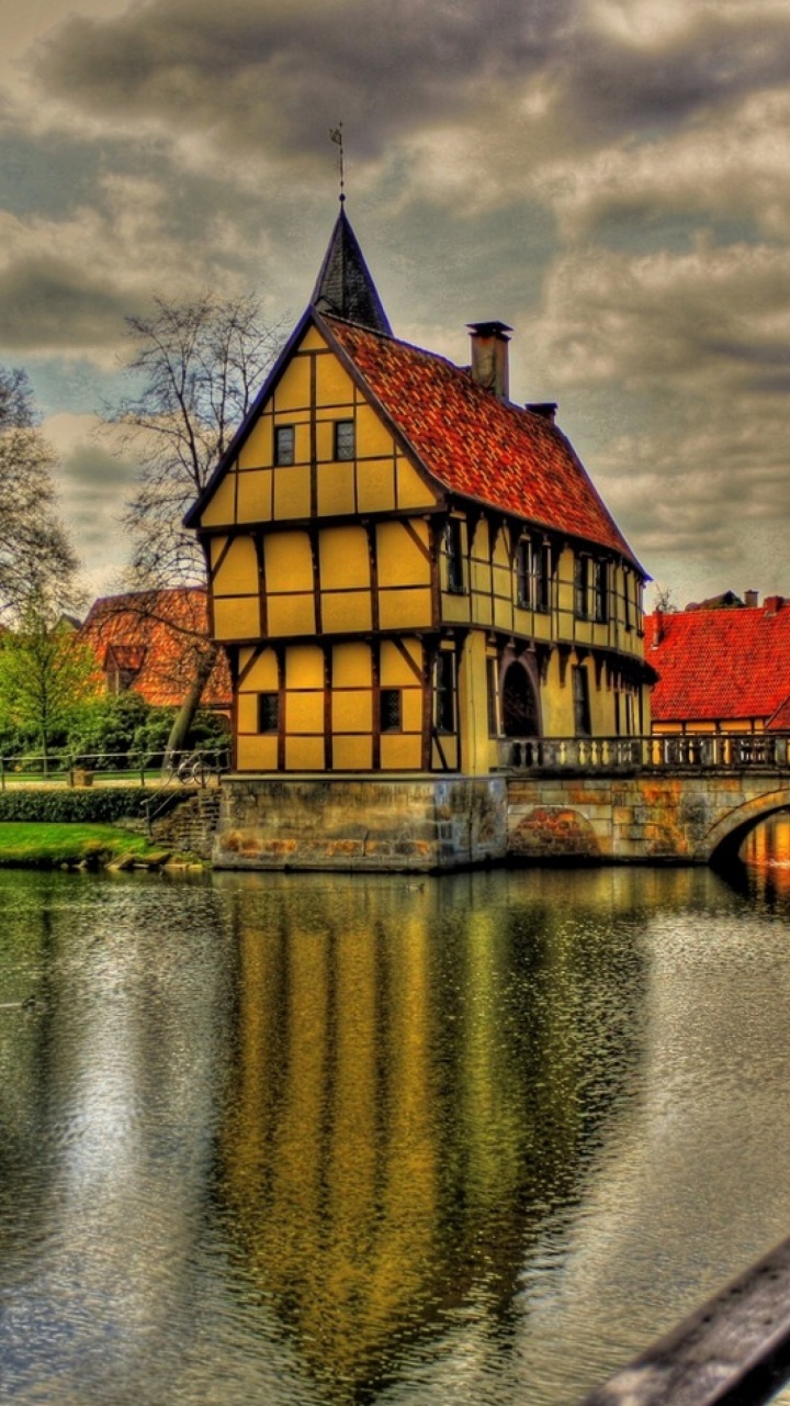 Обои водный путь, природа, отражение, ориентир, канал в разрешении 720x1280