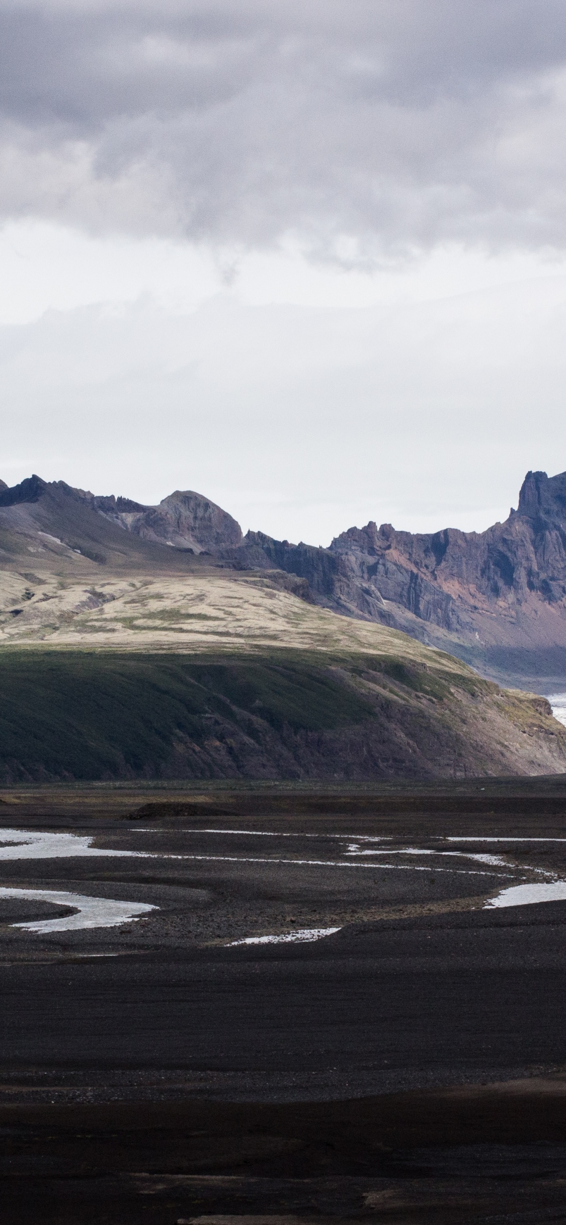 Обои нагорье, фьорд, побережье, гора, ледяная форма в разрешении 1125x2436