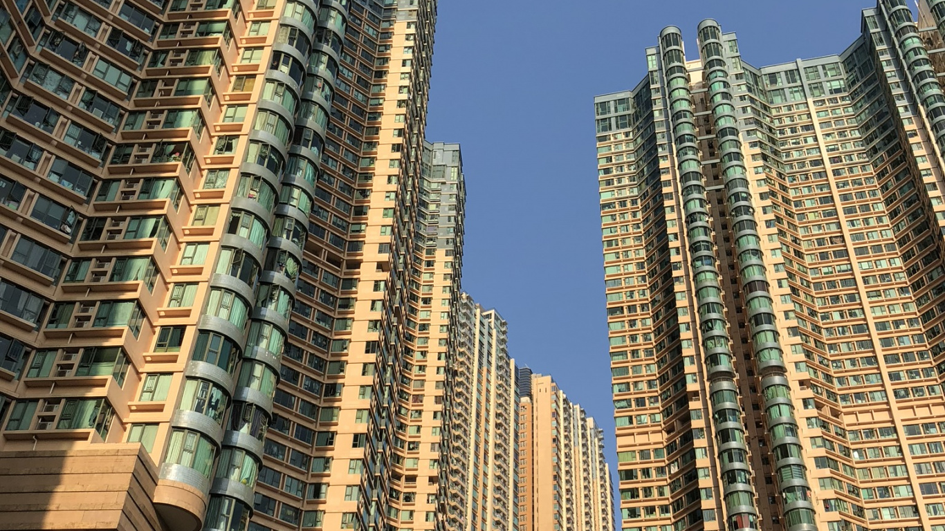 Обои Гонконг, окно, башня, синий, дневное время в разрешении 1366x768