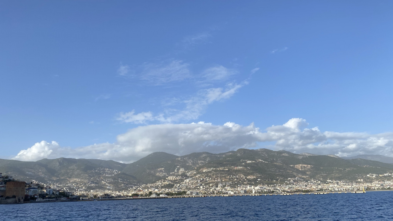 Обои кизилкуле, облако, вода, гидроресурсы, гора в разрешении 1280x720