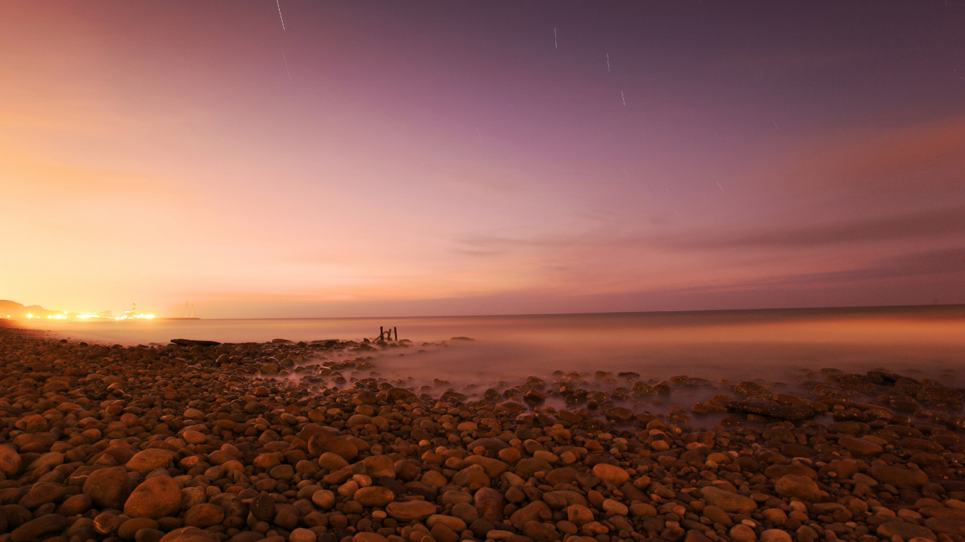 Обои вода, водоем, ночь, природа, побережье в разрешении 1366x768