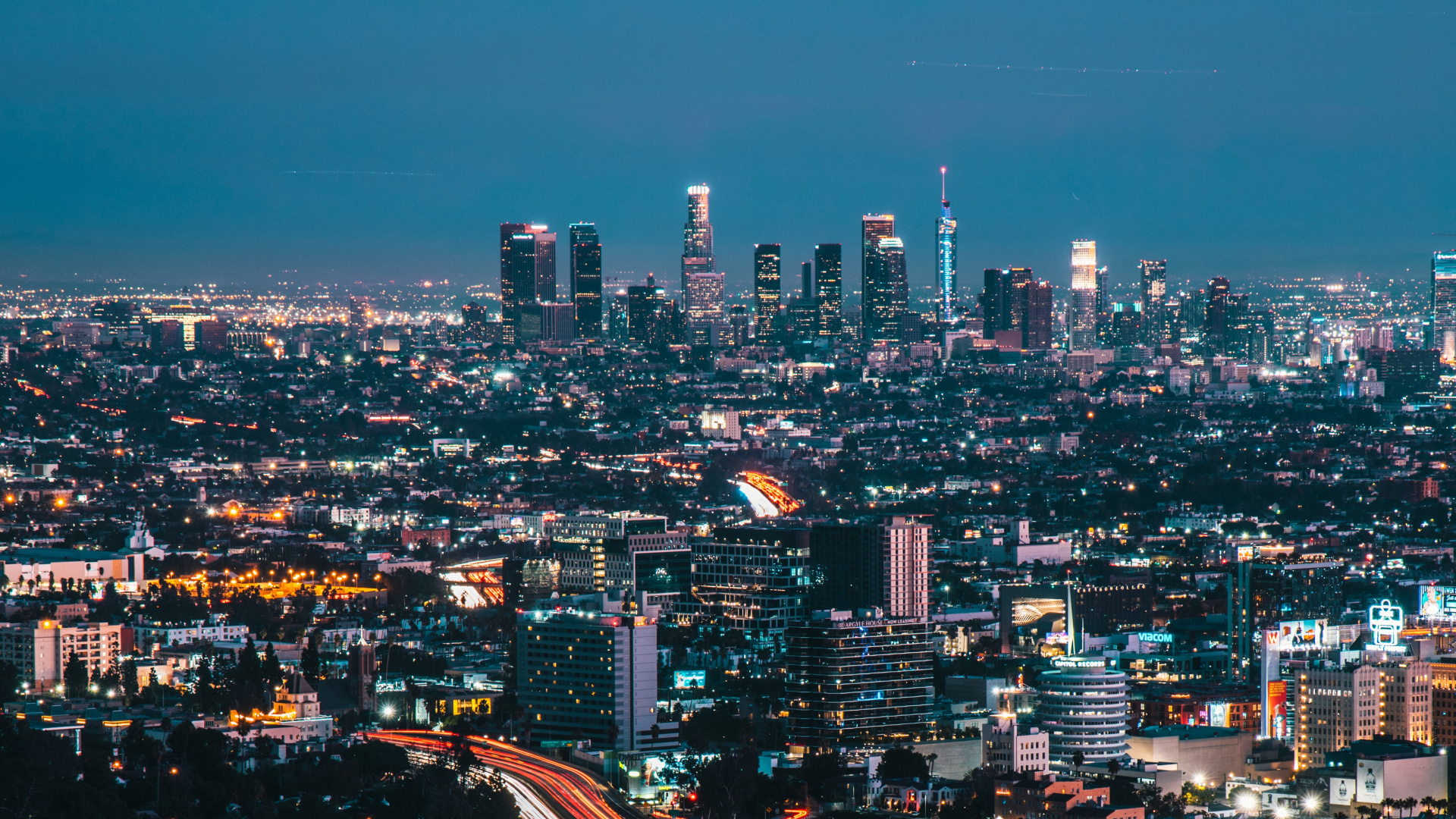 Обои городской пейзаж, городской район, город, метрополия, линия горизонта в разрешении 1920x1080