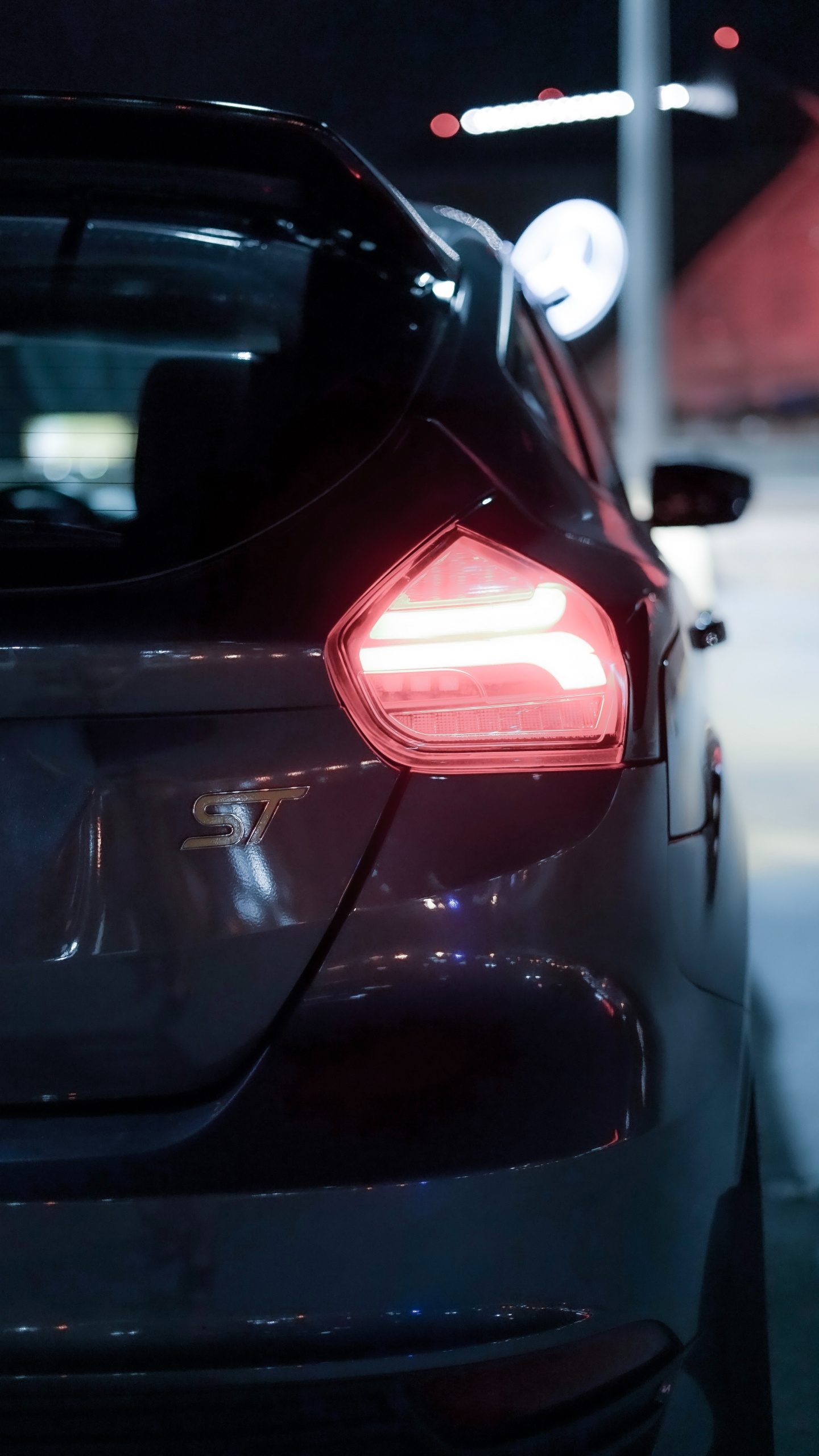 Обои фара, компактный автомобиль, спорткар, семейный автомобиль, автомобильное освещение в разрешении 1440x2560