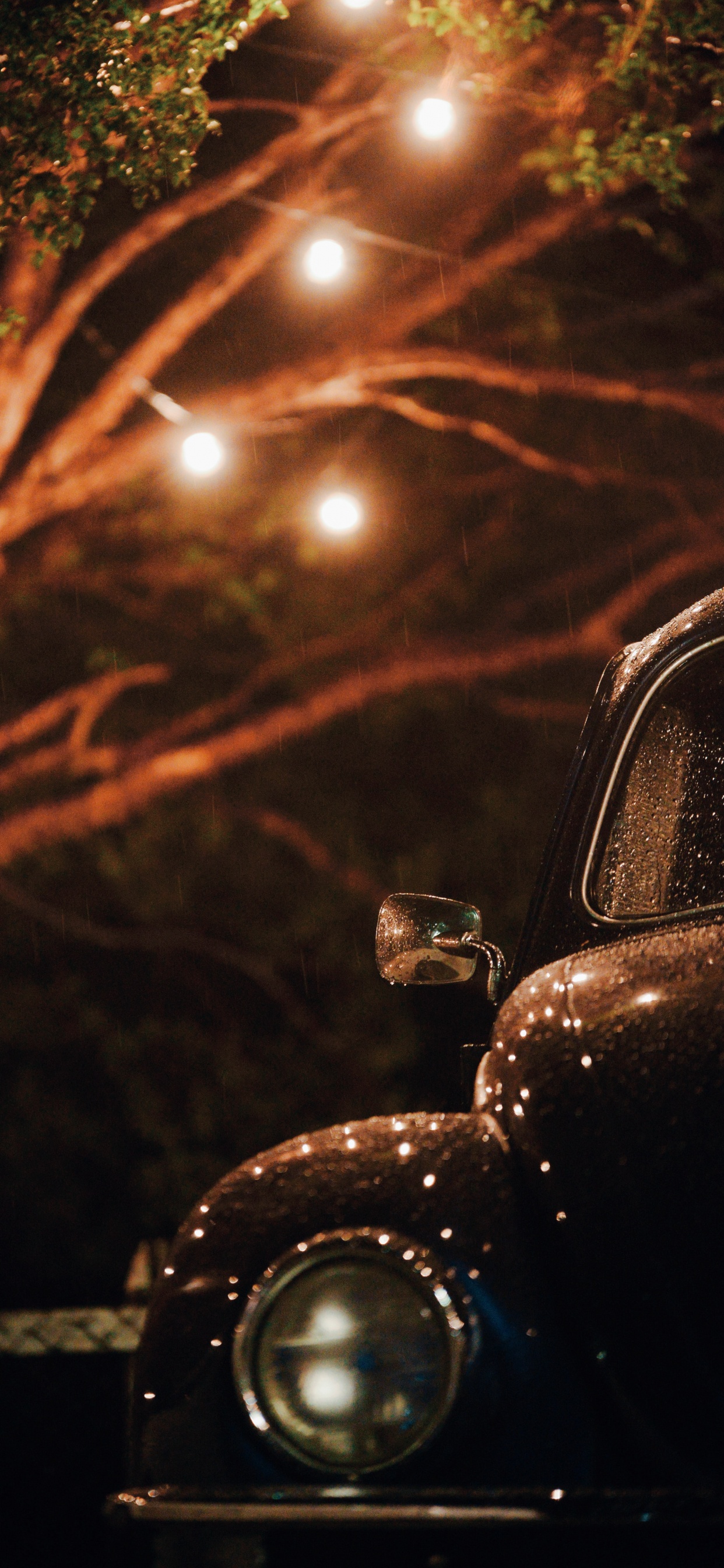 Обои старинная машина, Классика, фара, классический автомобиль, автомобильное освещение в разрешении 1242x2688