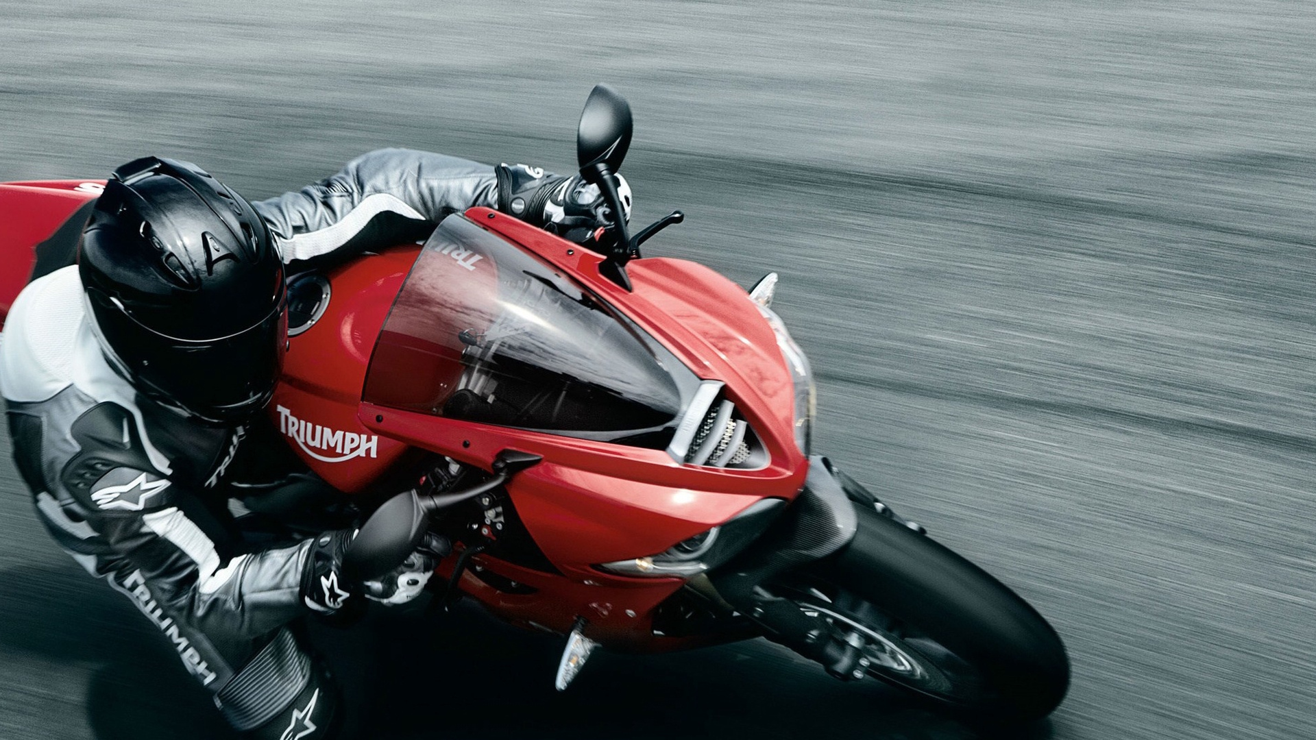 Обои Мотоциклы Triumph, мотоцикл, супербайк, авто, шлем в разрешении 1920x1080