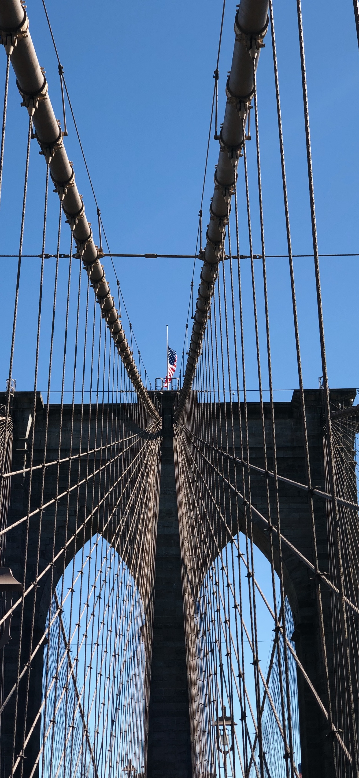 Обои Нью-Йорк, Бруклинский мост, вантовый мост, подвесной мост, extradosed мост в разрешении 1242x2688