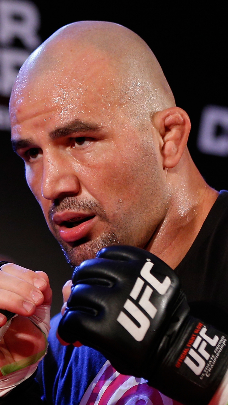 Обои боксерская перчатка, бокс, смешанные боевые искусства, контактный вид спорта, занятие спортом в разрешении 750x1334