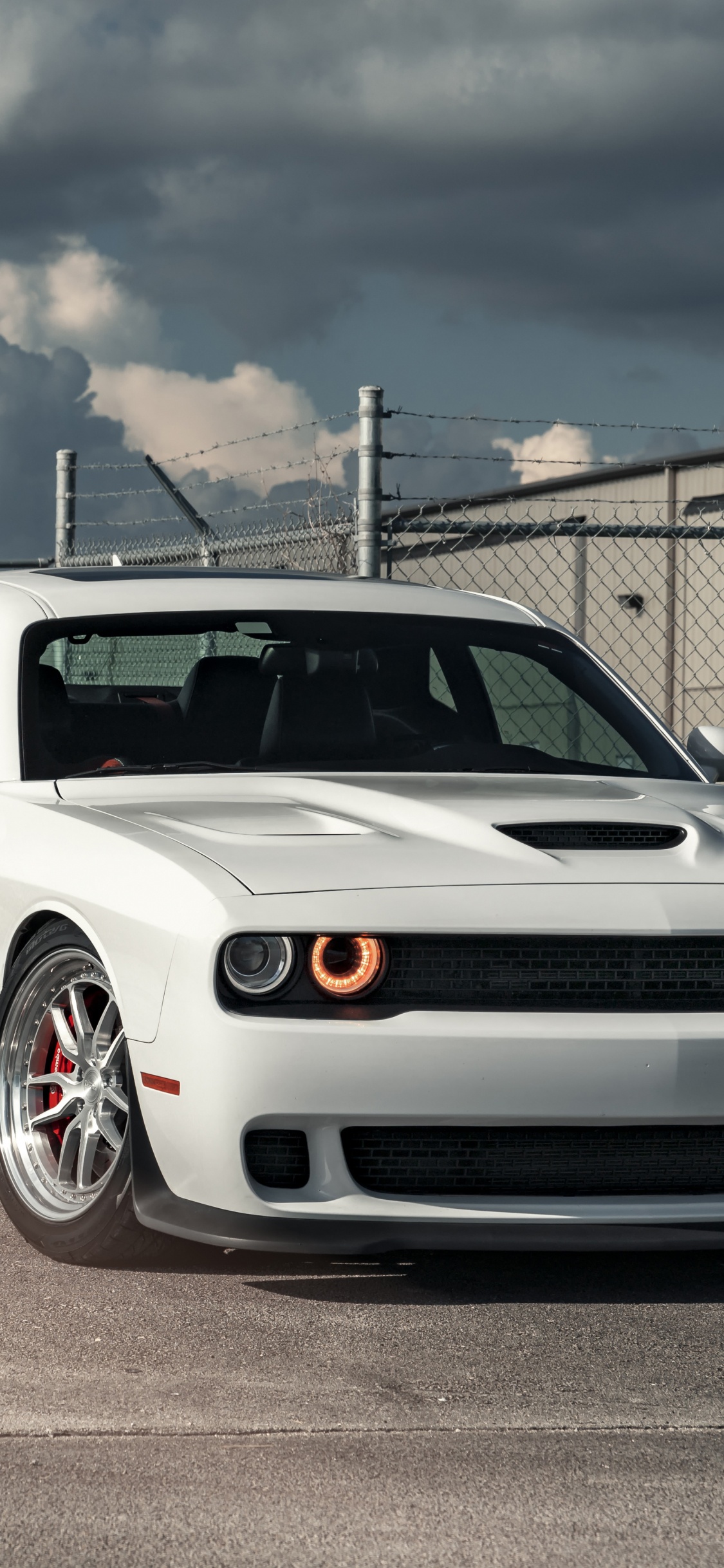 Обои спорткар, авто, 2019 Додж Челленджер СРТ мегеру, dodge, Додж Чарджер СРТ мегеру в разрешении 1125x2436