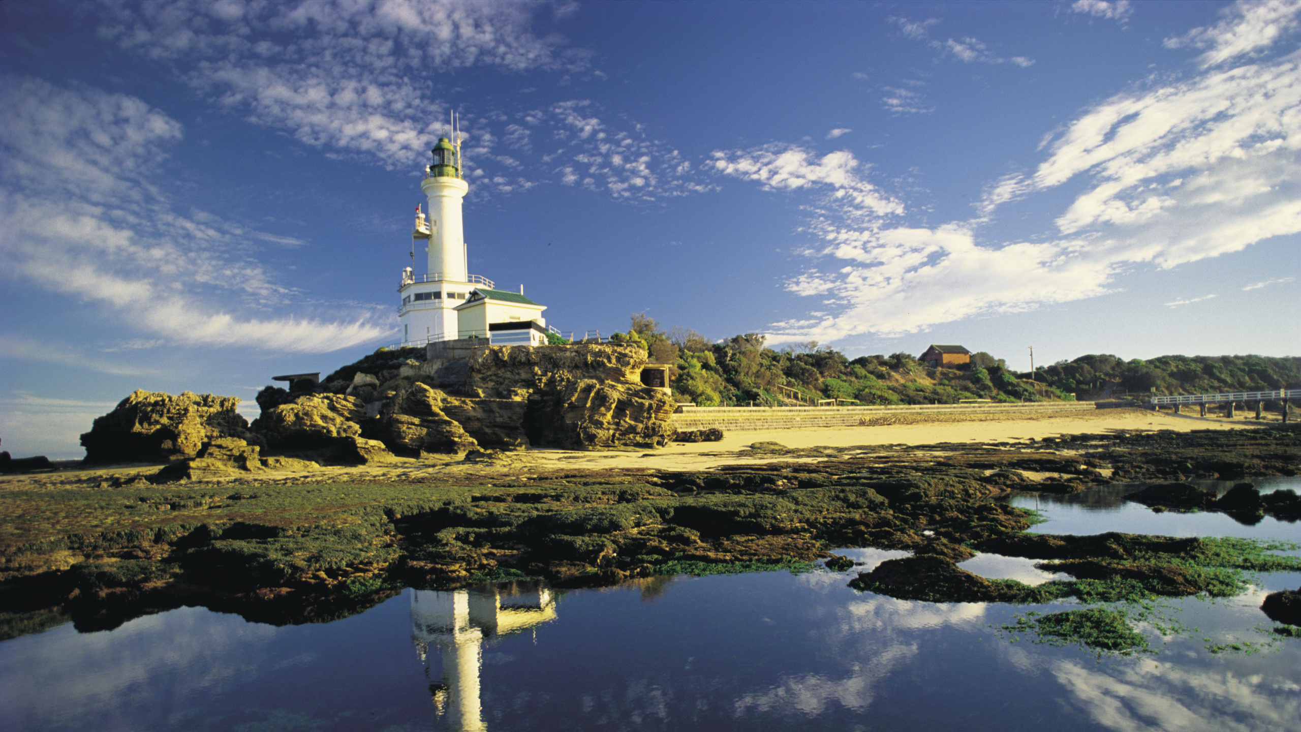 Обои Национальный Парк Грейт-Отуэй, Маяк, отражение, вышка, гидроресурсы в разрешении 2560x1440