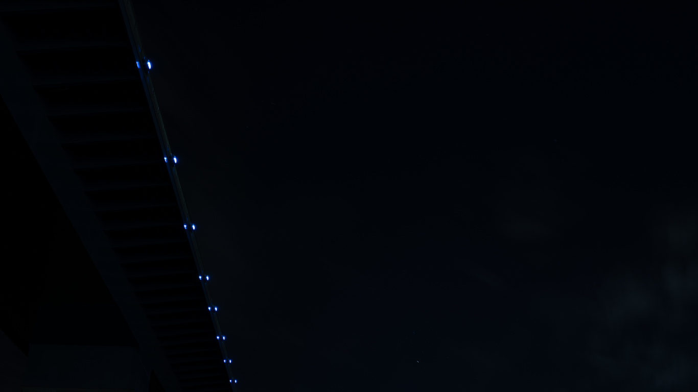 Обои свет, вода, полночь, темнота, черный в разрешении 1366x768