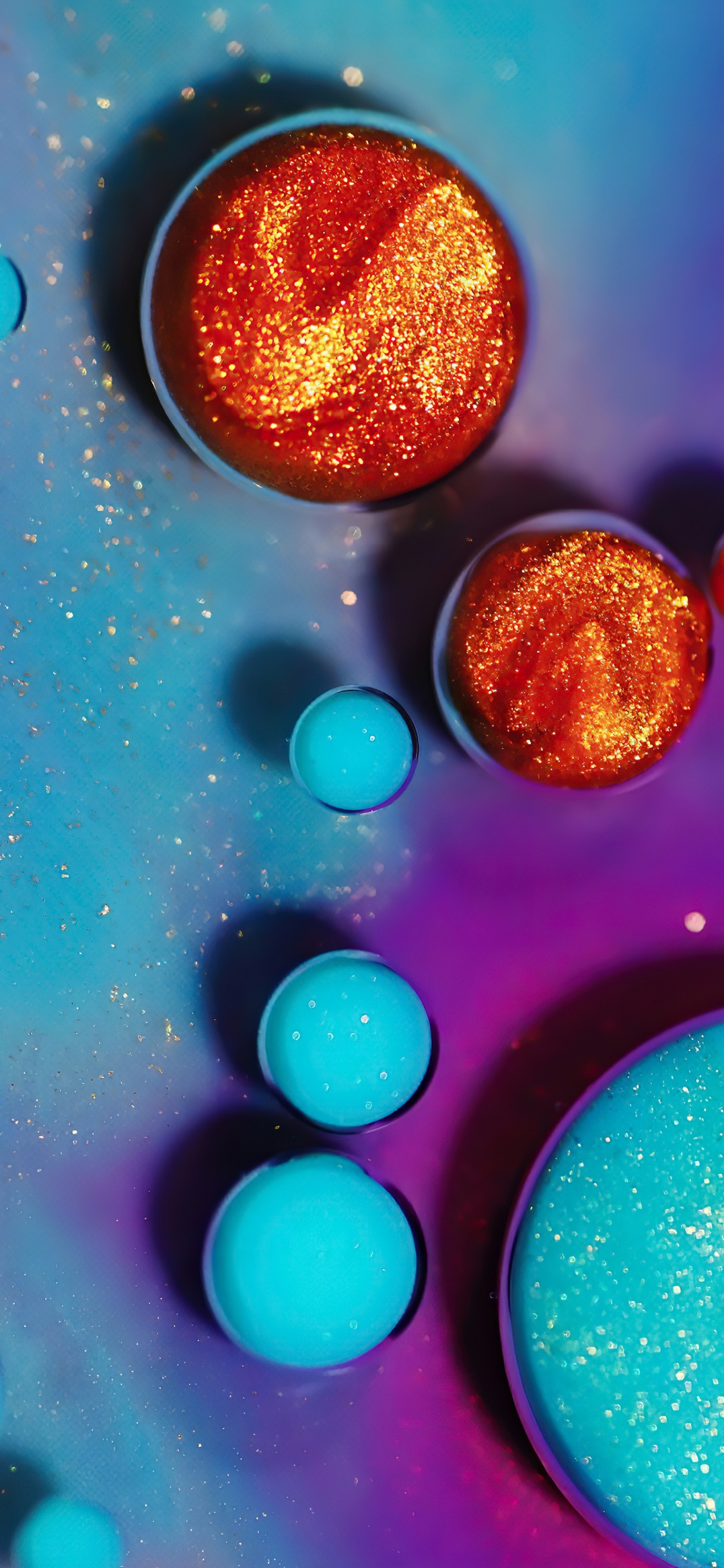 Обои крупный план, свет, синий, жидкий, астрономический объект в разрешении 1125x2436