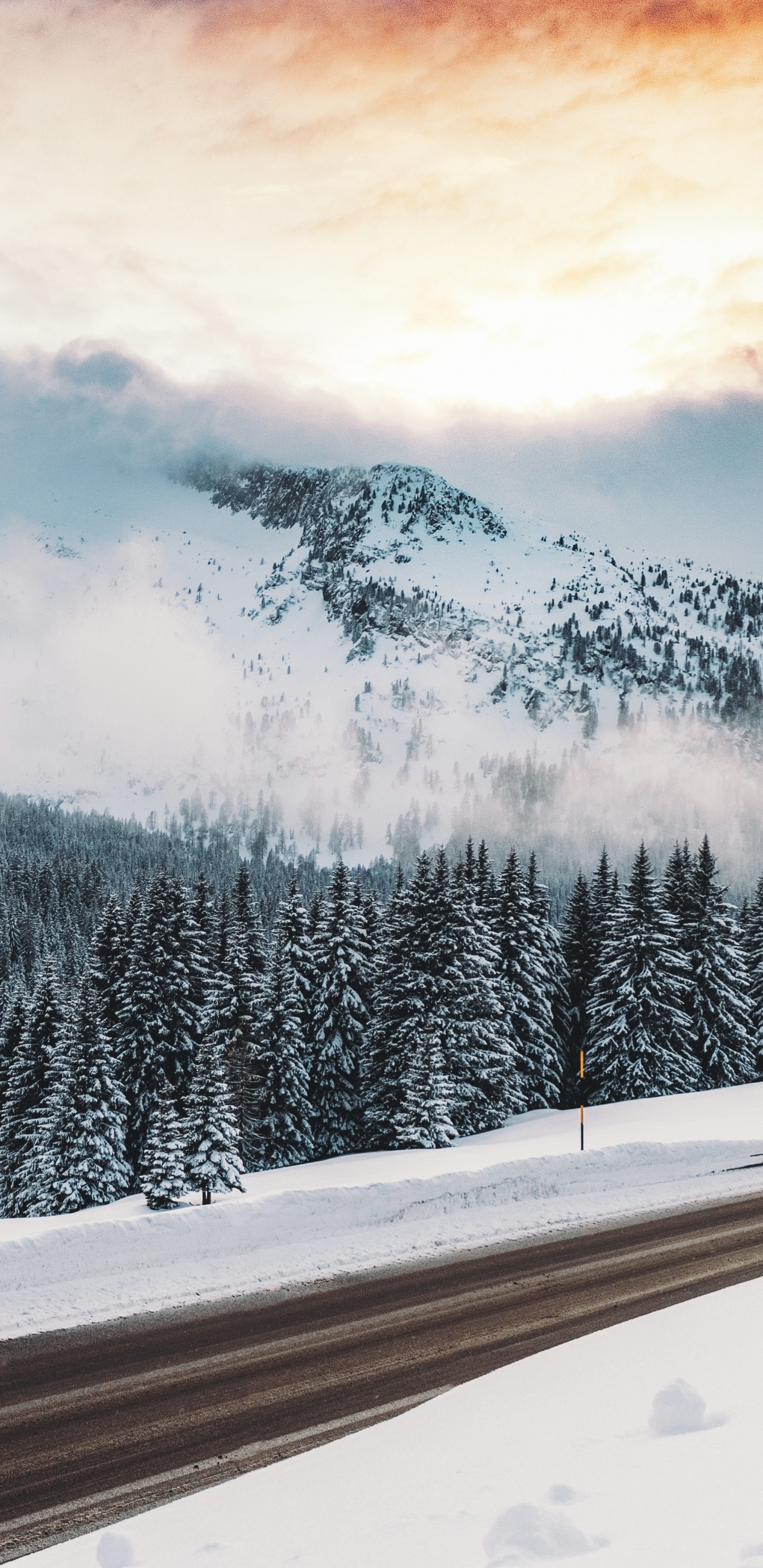 Обои зима, гора, снег, природа, облако в разрешении 1440x2960