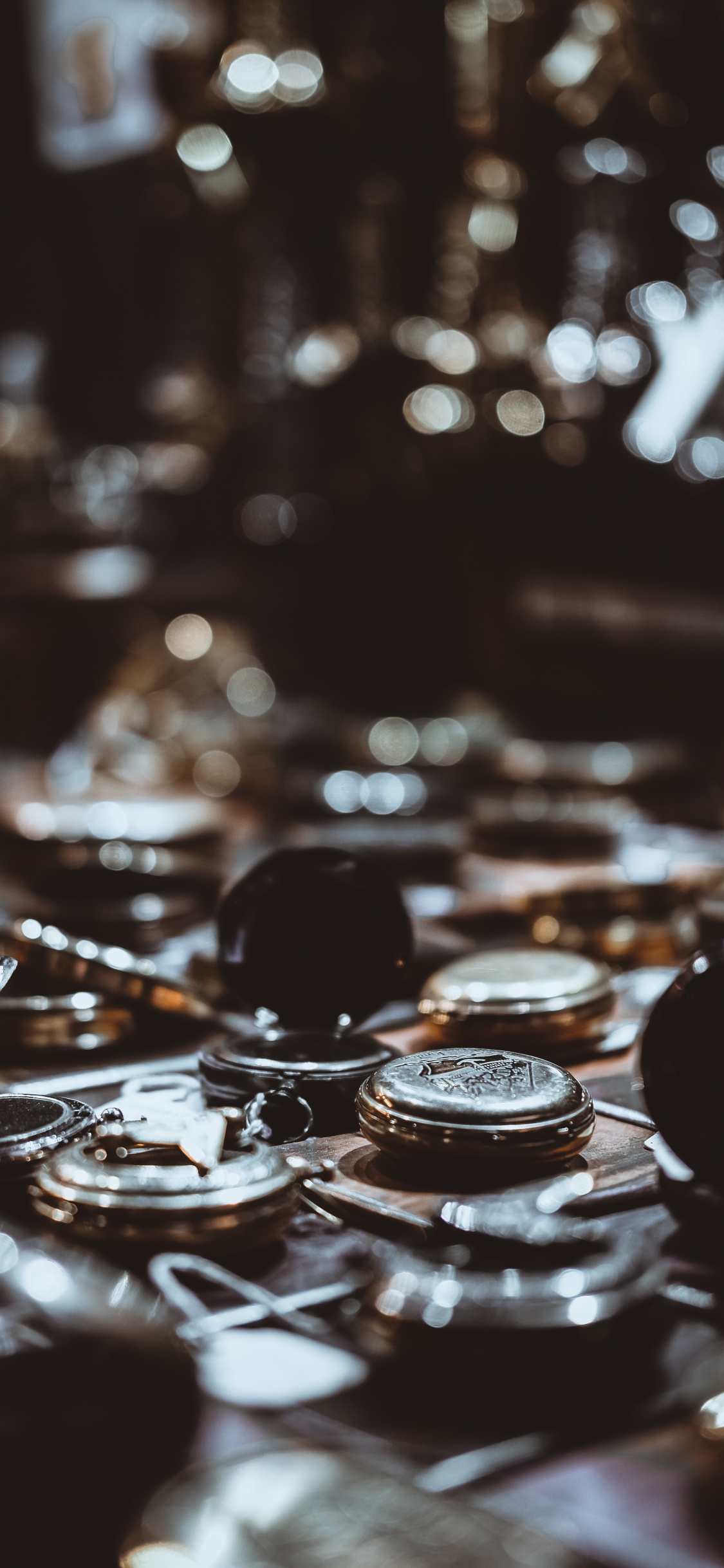 Обои жидкий, Криптовалюта, вода, черный и белый, падение в разрешении 1125x2436