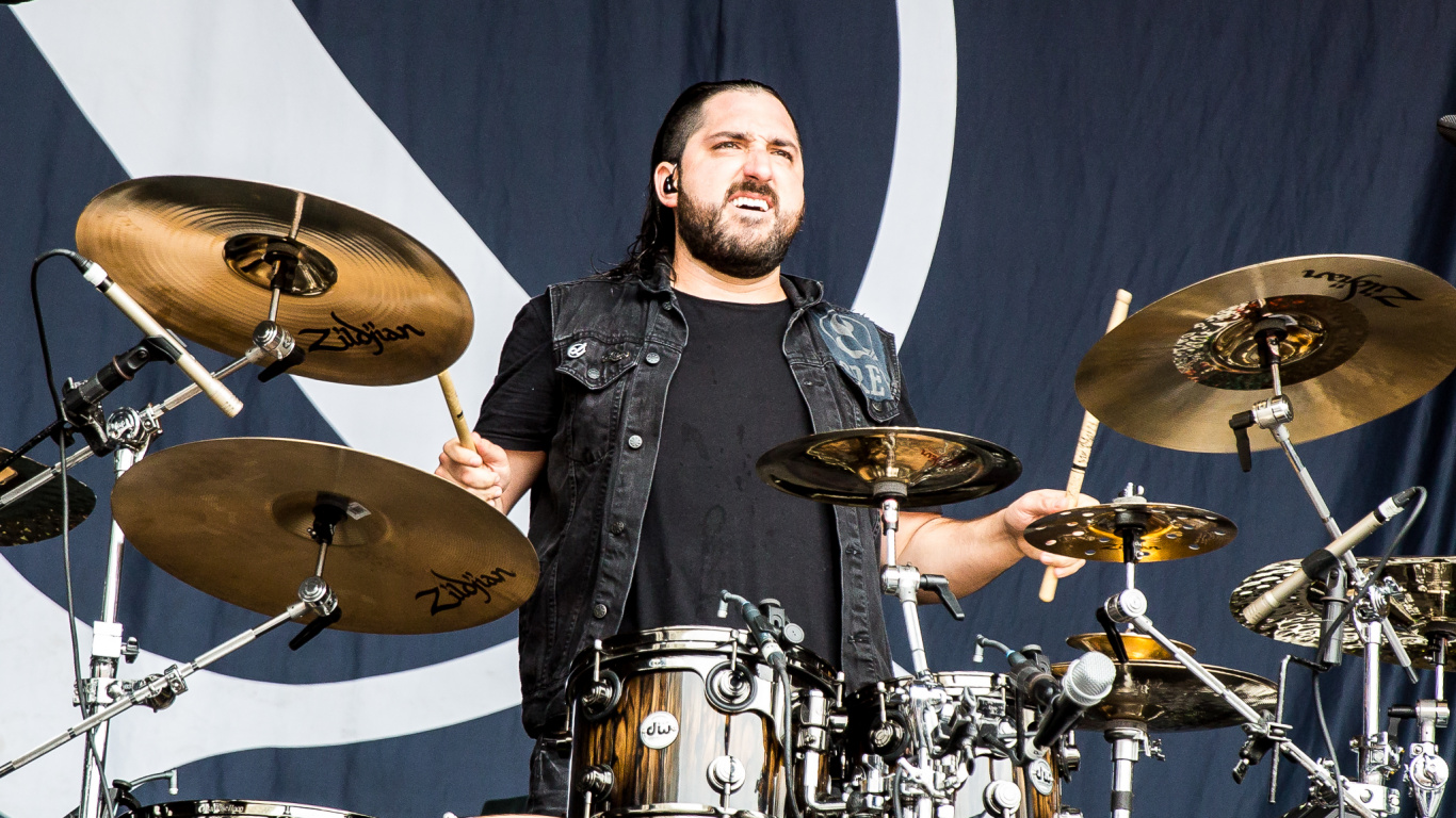 Обои барабанщик, басовый барабан, тимбалес, барабан, перкуссия в разрешении 1366x768