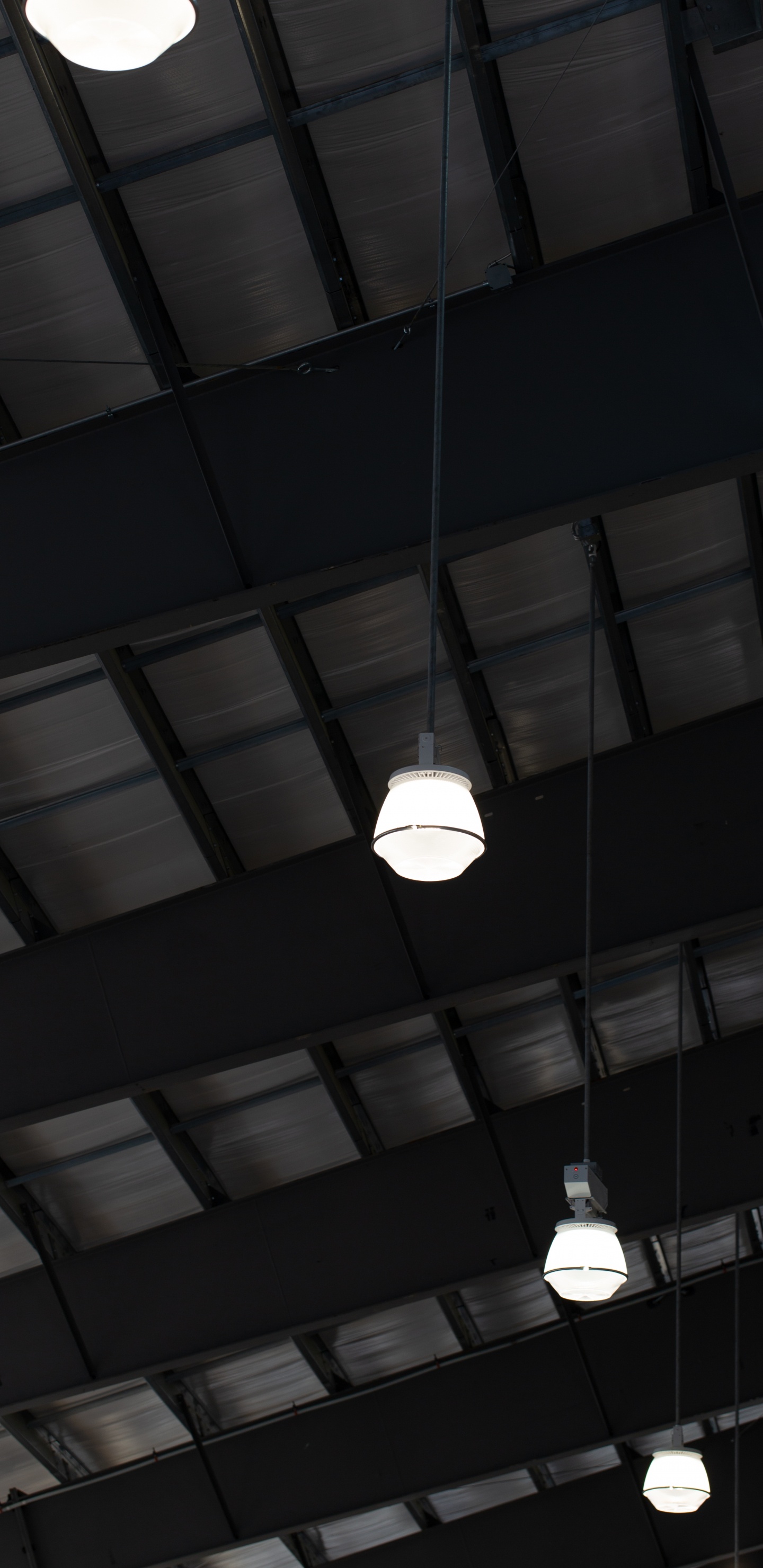 Обои свет, материальное свойство, осветительная арматура, освещение, потолок в разрешении 1440x2960