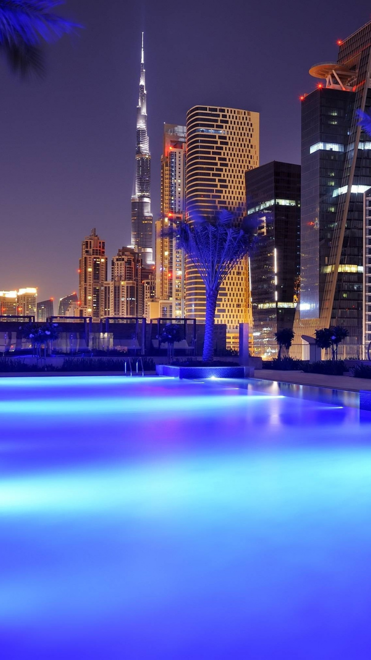 Обои Отель JW Марриотт Маркис Дубай, Марриот Интернэшнл, плавательный бассейн, синий, город в разрешении 750x1334