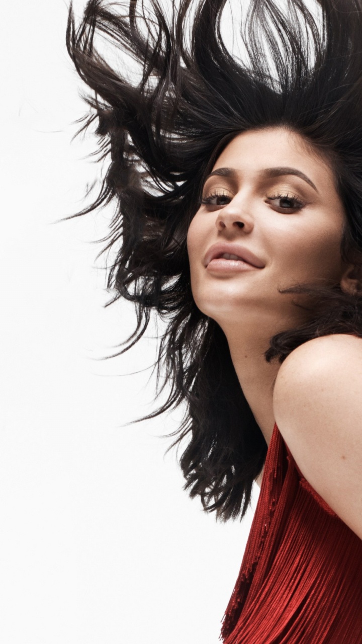 Обои Кайли Дженнер и Скотт Трэвис, Кайли дженнер, знаменитость, губа, ресничка в разрешении 720x1280