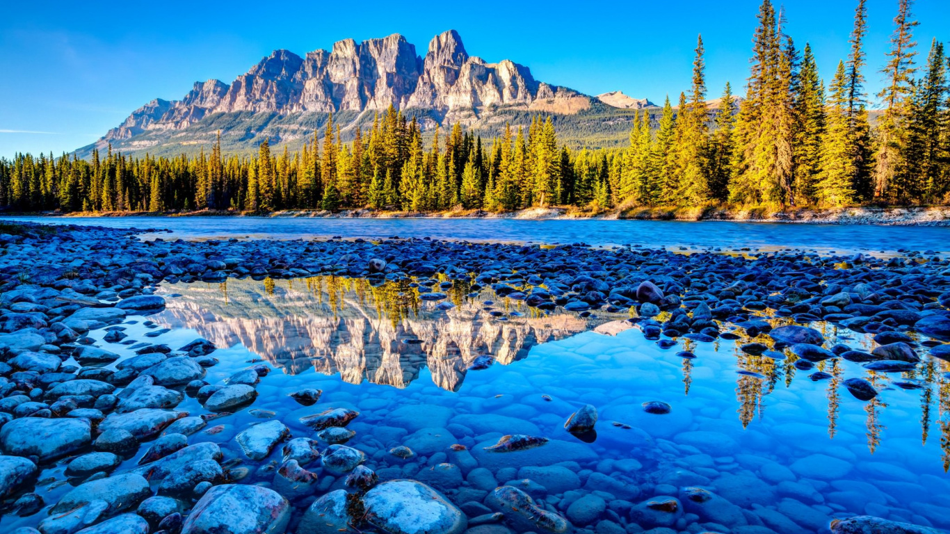 Обои природа, отражение, дикая местность, гора, природный заповедник в разрешении 1366x768