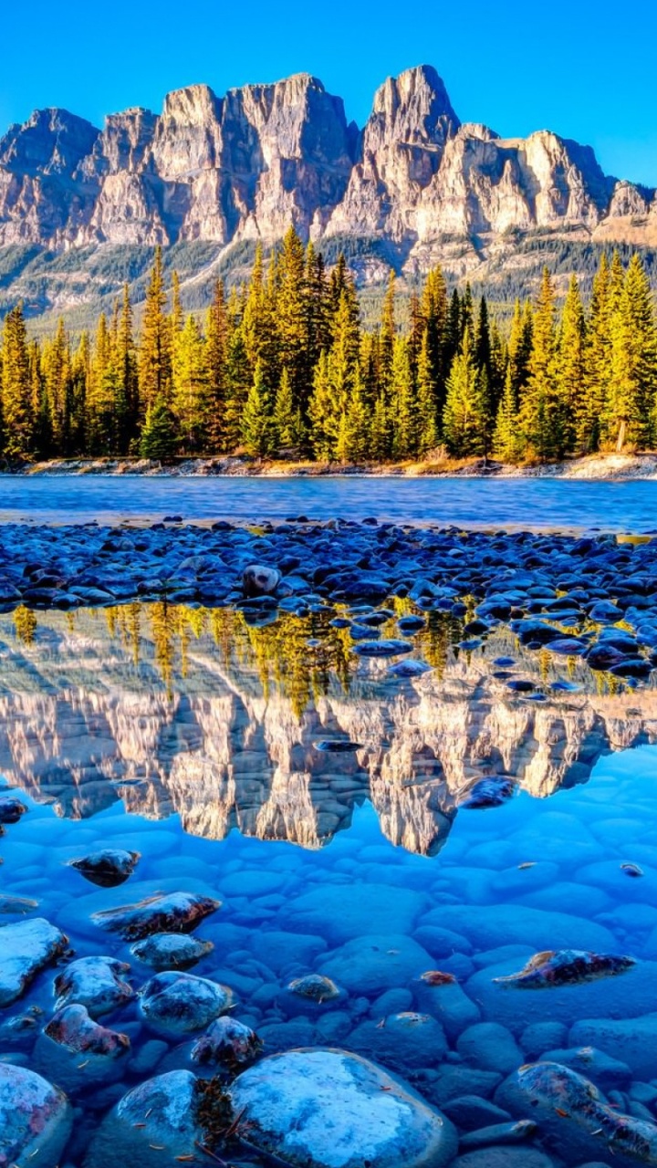 Обои природа, отражение, дикая местность, гора, природный заповедник в разрешении 720x1280