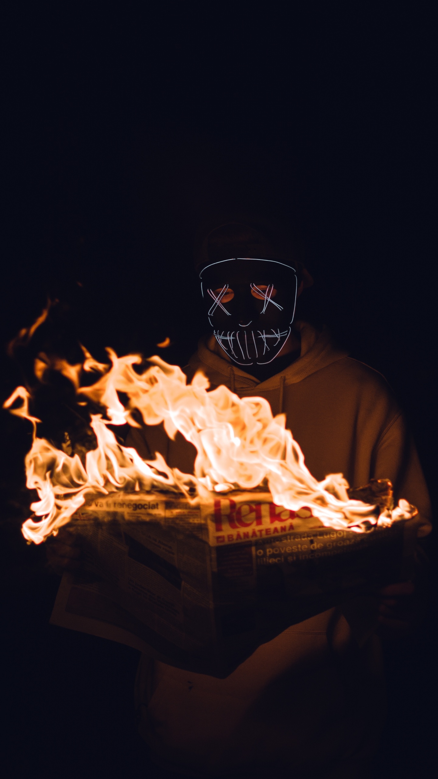 Обои огонь, тепло, свет, пламя, видео в разрешении 1440x2560