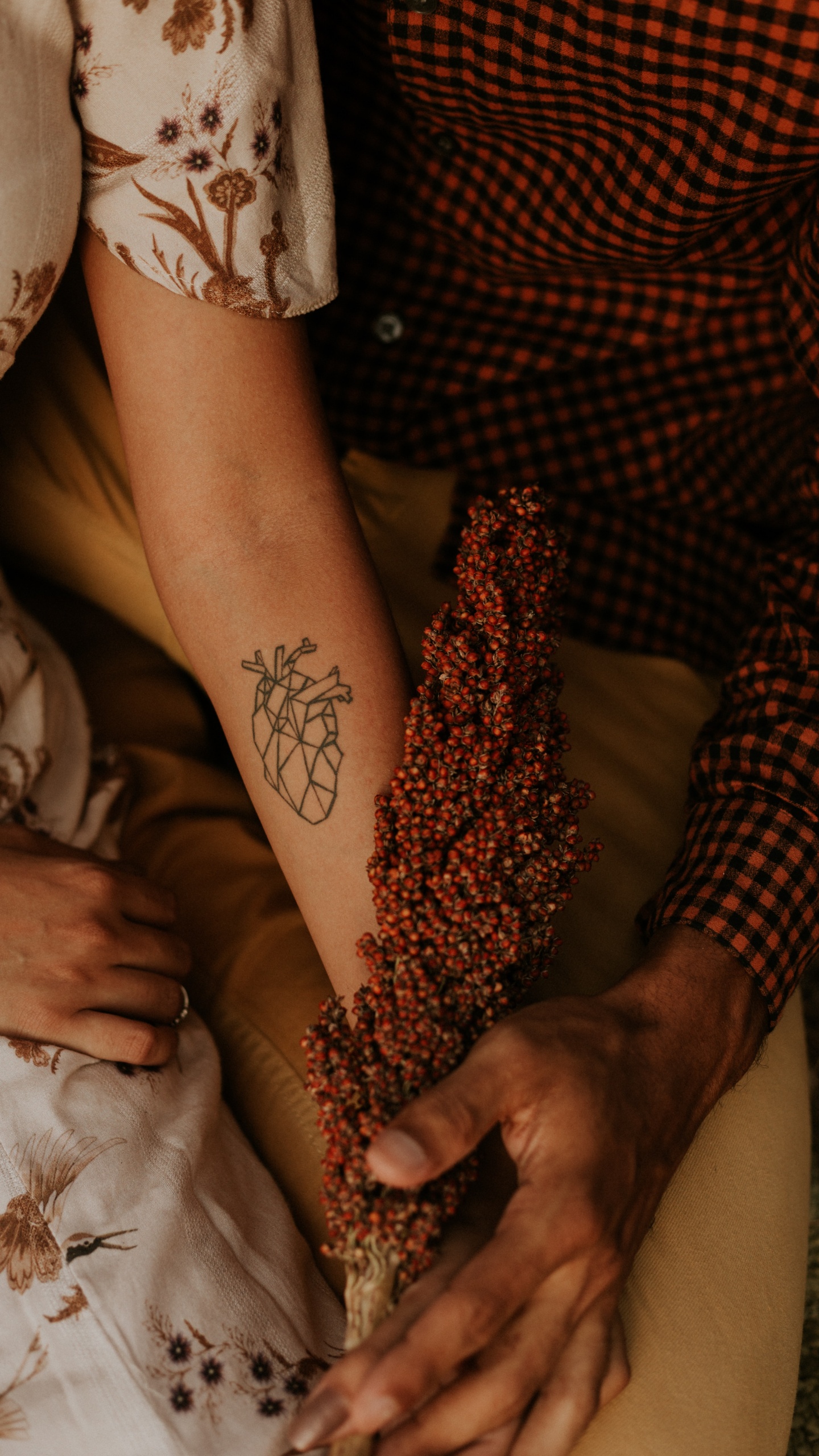 Обои менди, рука, дизайн, плоть, наручные в разрешении 1440x2560