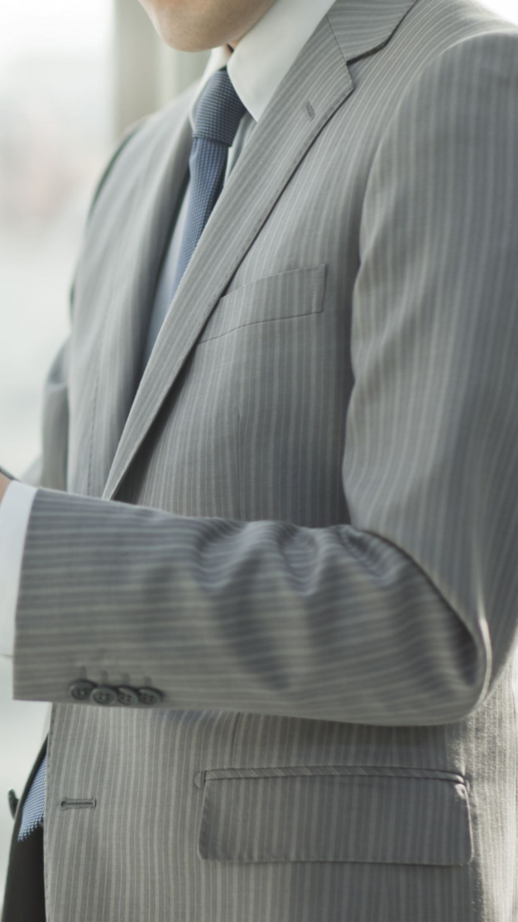 Обои бизнес, технологии, Железный человек, коммуникация, стояние в разрешении 750x1334