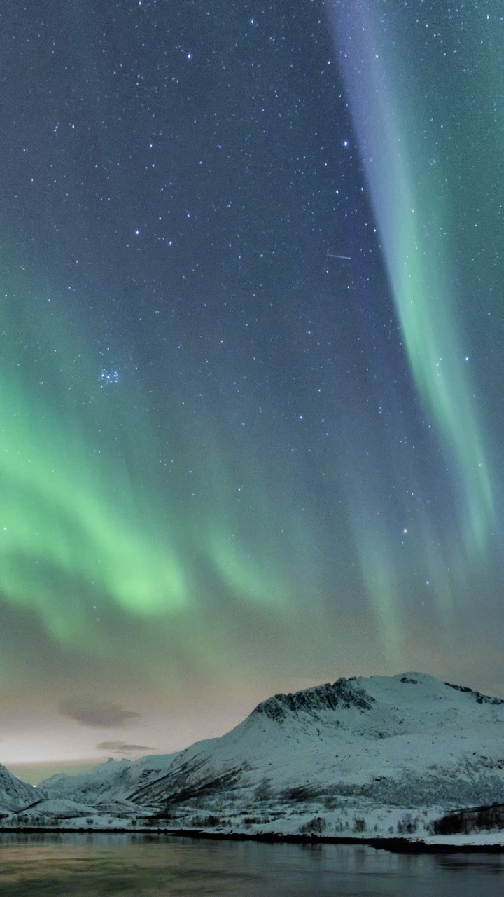 Обои Норвегия, Аврора, природа, зеленый, атмосфера в разрешении 720x1280