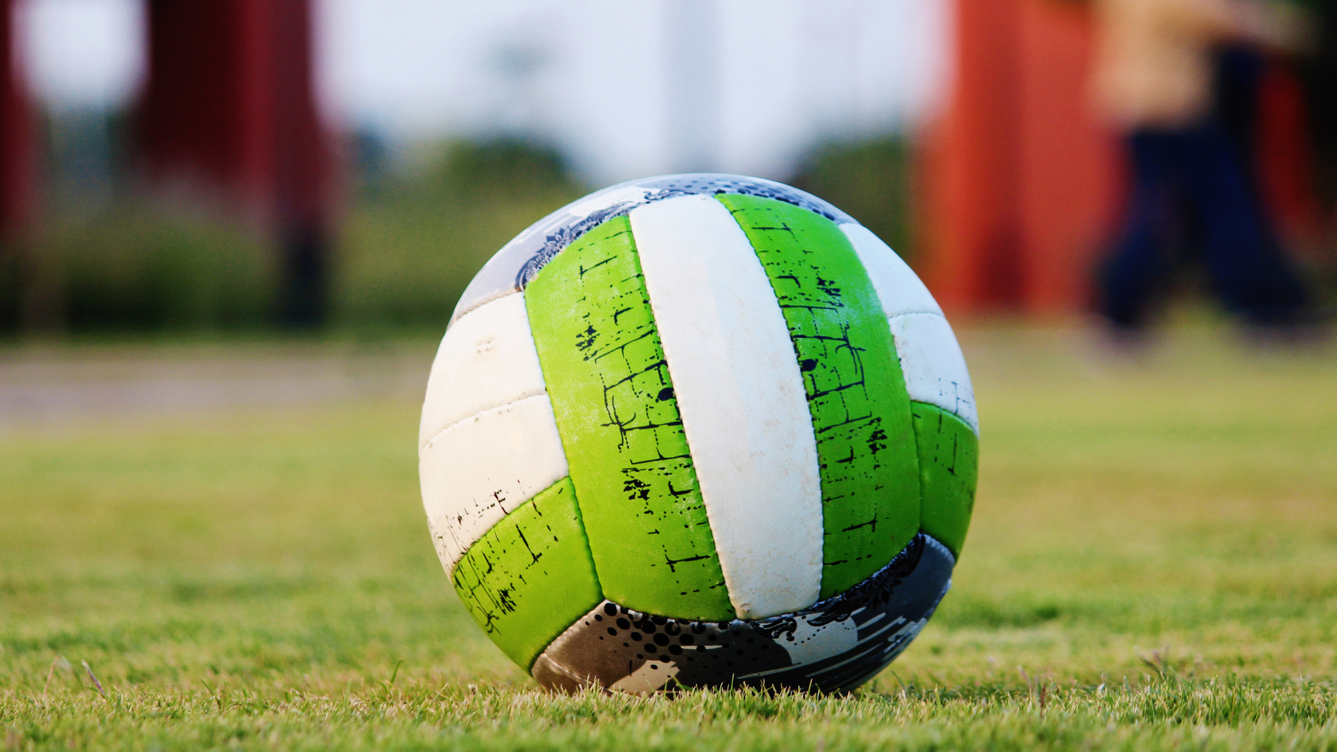 Обои мяч, футбольный мяч, зеленый, футбол, футбольный в разрешении 1920x1080
