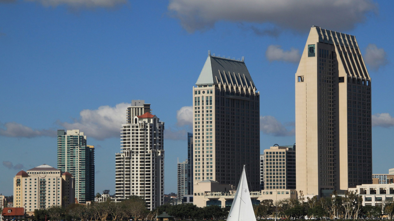 Обои Сан Диего, город, небоскреб, городской район, линия горизонта в разрешении 1366x768