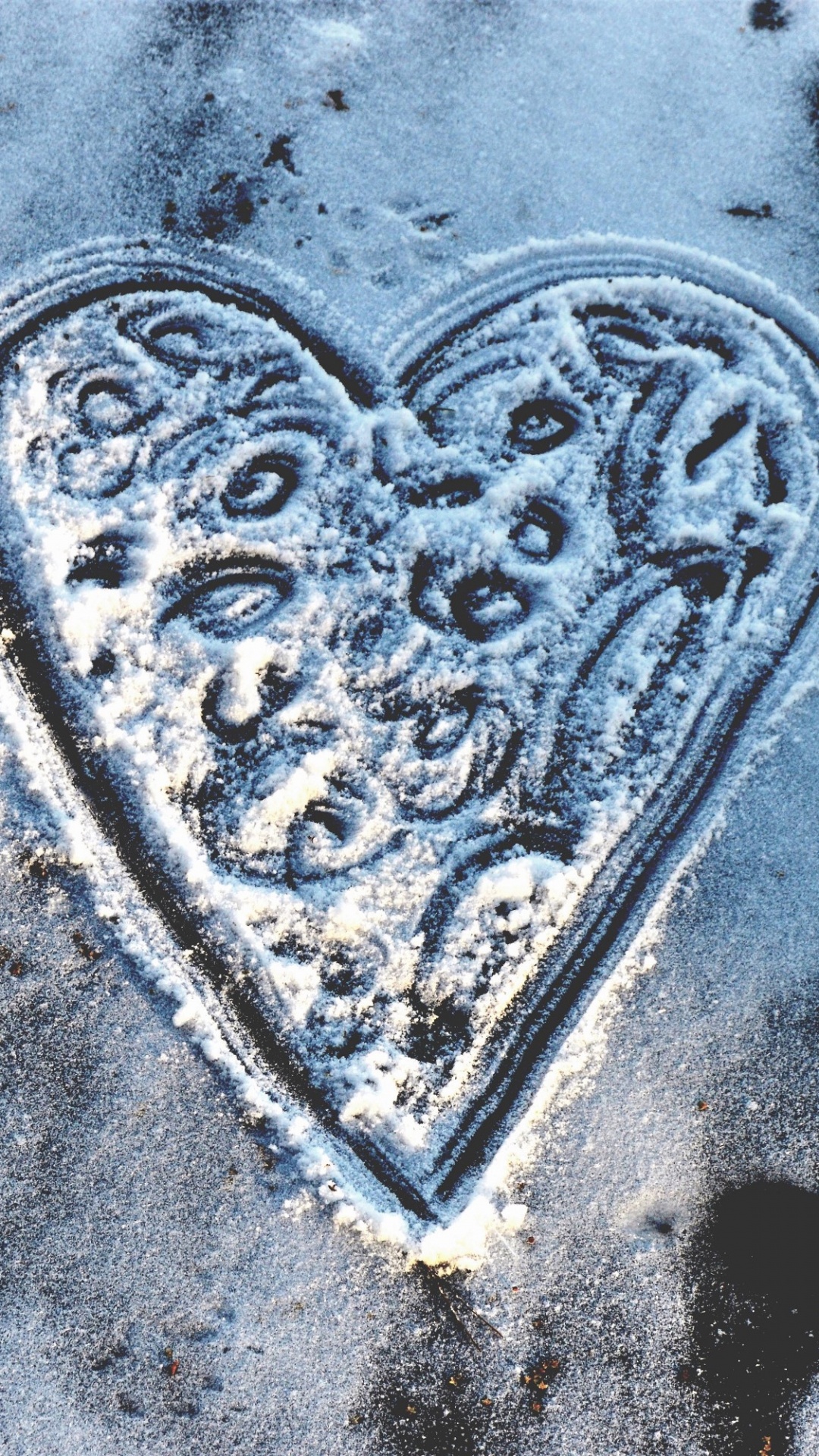 Обои сердце, орган, зима, снег, замораживание в разрешении 1080x1920