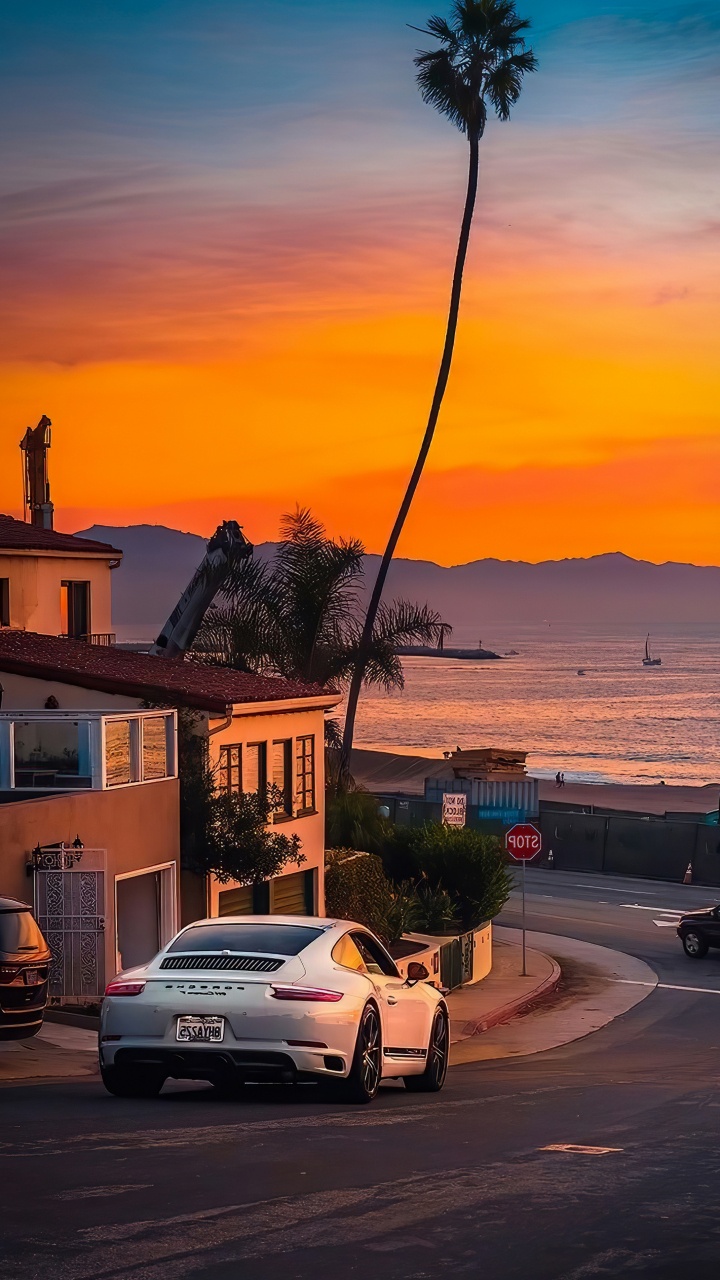 Обои Лос-Анджелес, легковые автомобили, облако, колесо, шина в разрешении 720x1280