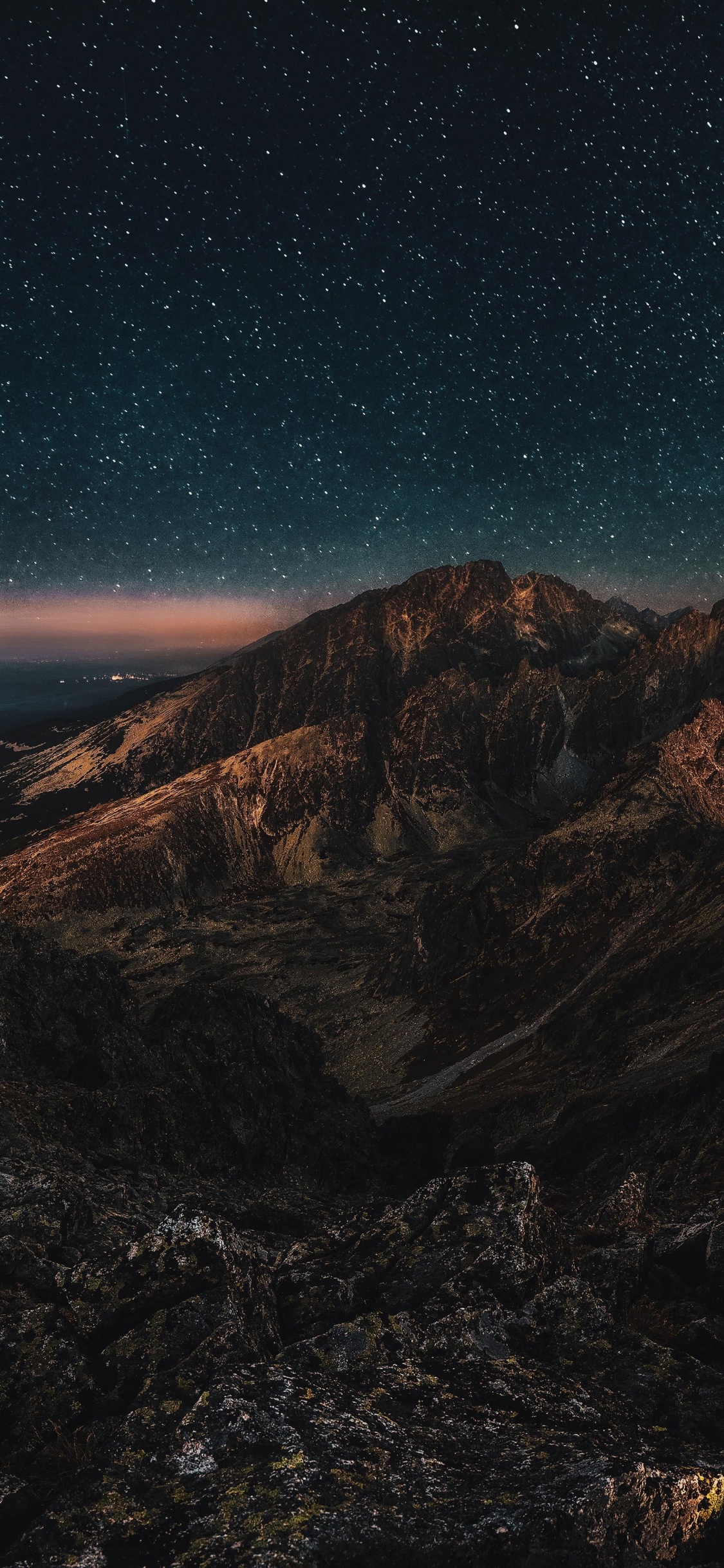 Обои природа, пейзаж, гора, атмосфера, природный ландшафт в разрешении 1125x2436