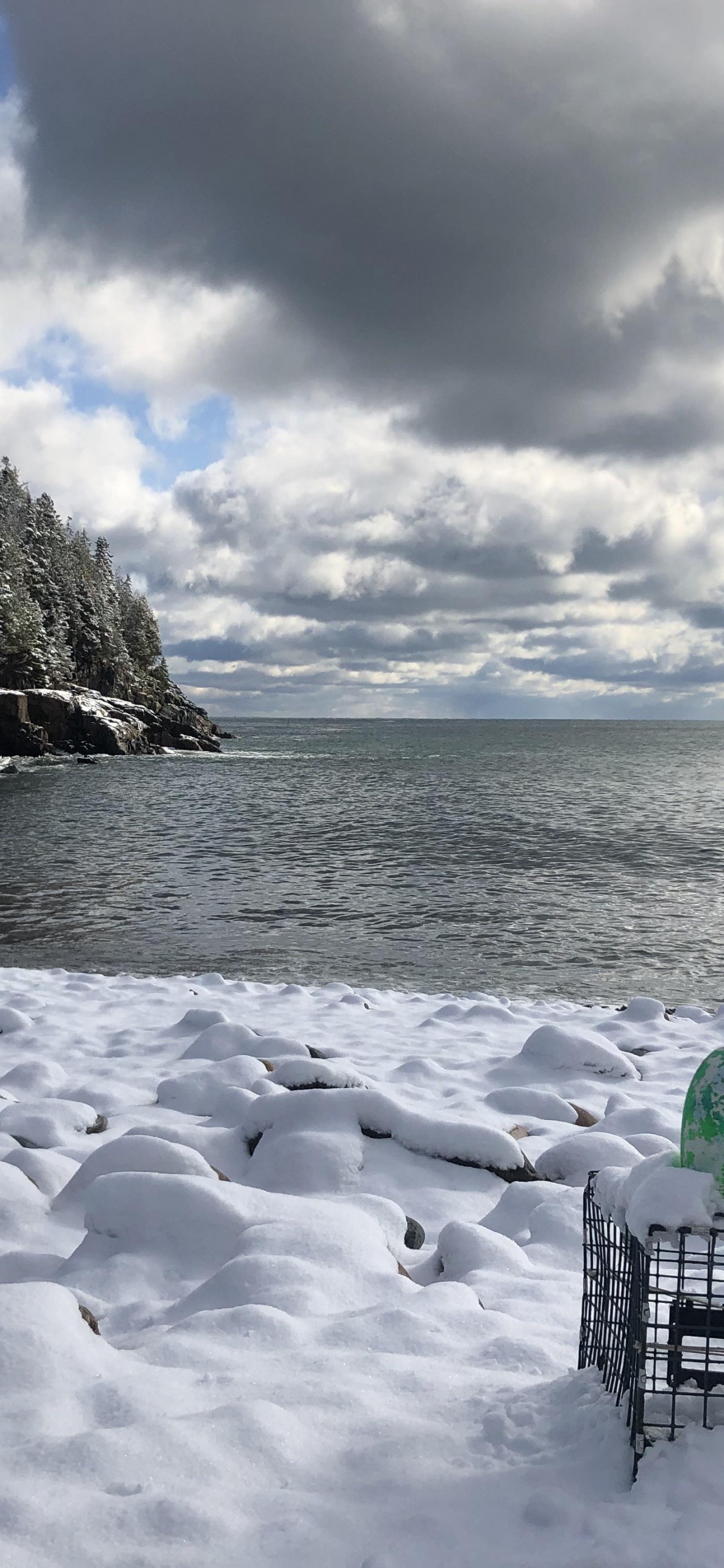 Обои пляж, пляж маленьких охотников, море, берег, Солнечный берег в разрешении 1242x2688