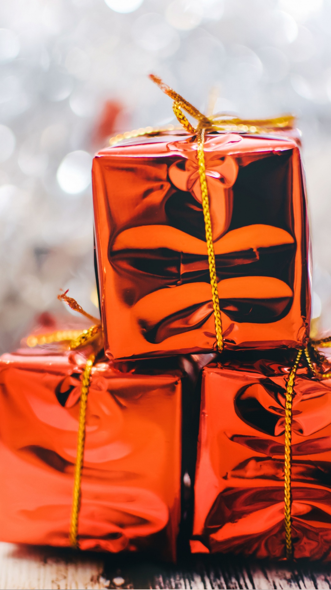 Обои подарок, подарочная упаковка, Рождественский подарок, Апельсин, настоящее время в разрешении 1080x1920