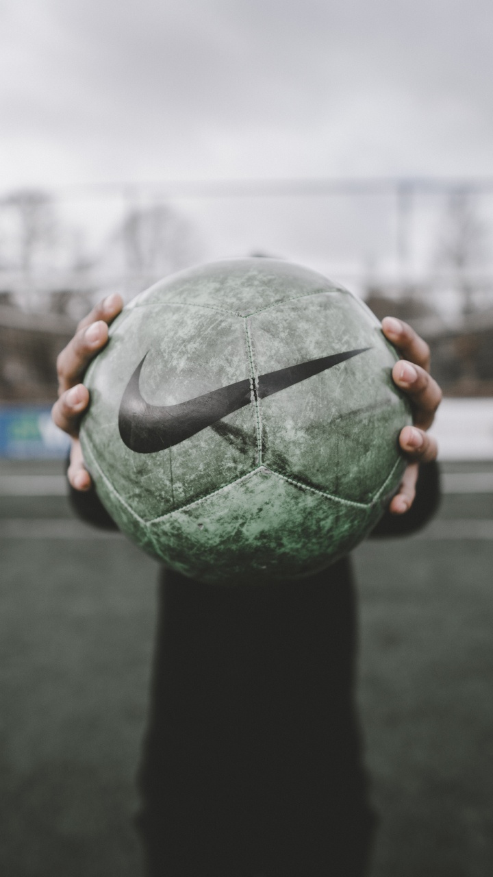 Обои мяч, сфера, мир, футбол, арт в разрешении 720x1280