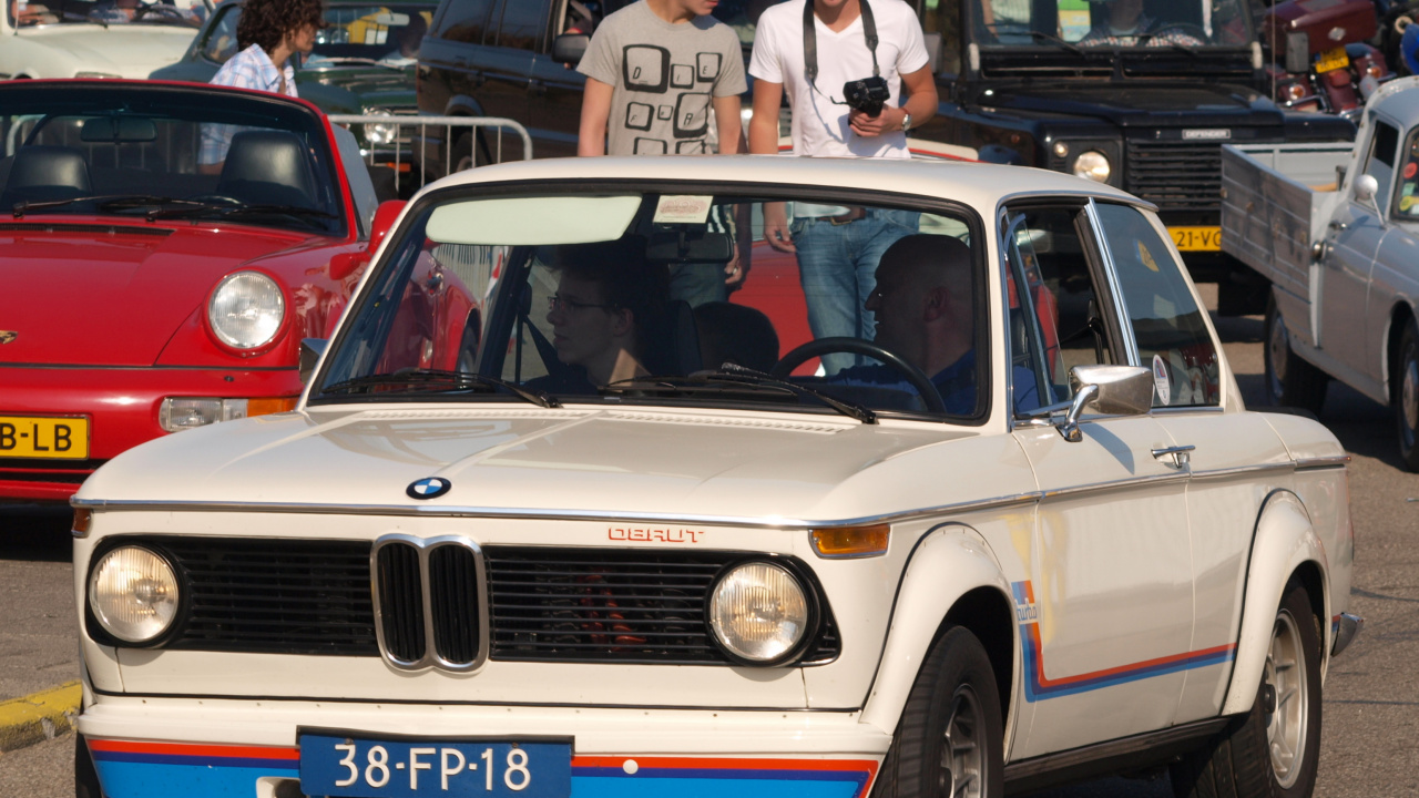 Обои BMW 2002tii, БМВ Турбо, bmw, bmw 3 серии, BMW новый класс в разрешении 1280x720