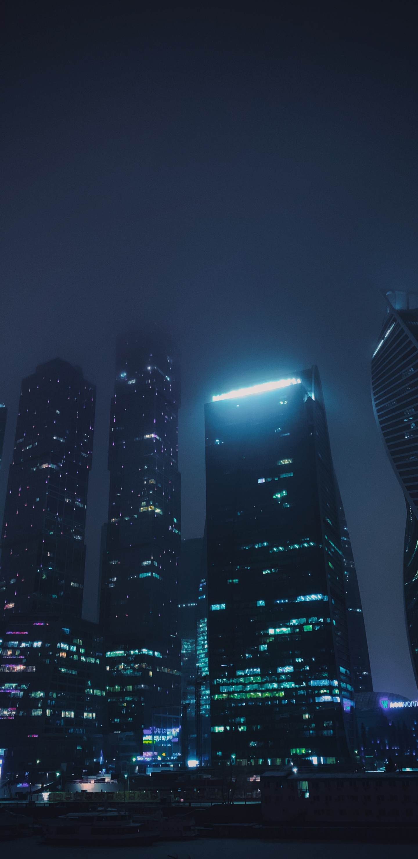 Обои ночь, город, небоскреб, метрополия, городской район в разрешении 1440x2960