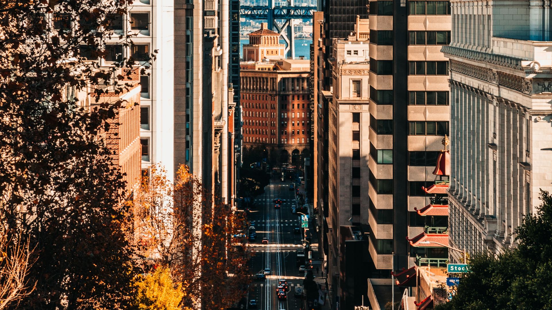 Обои Система канатной дороги Сан-Франциско, Музей канатной дороги Сан-Франциско, здание, небоскреб, дневное время в разрешении 1920x1080