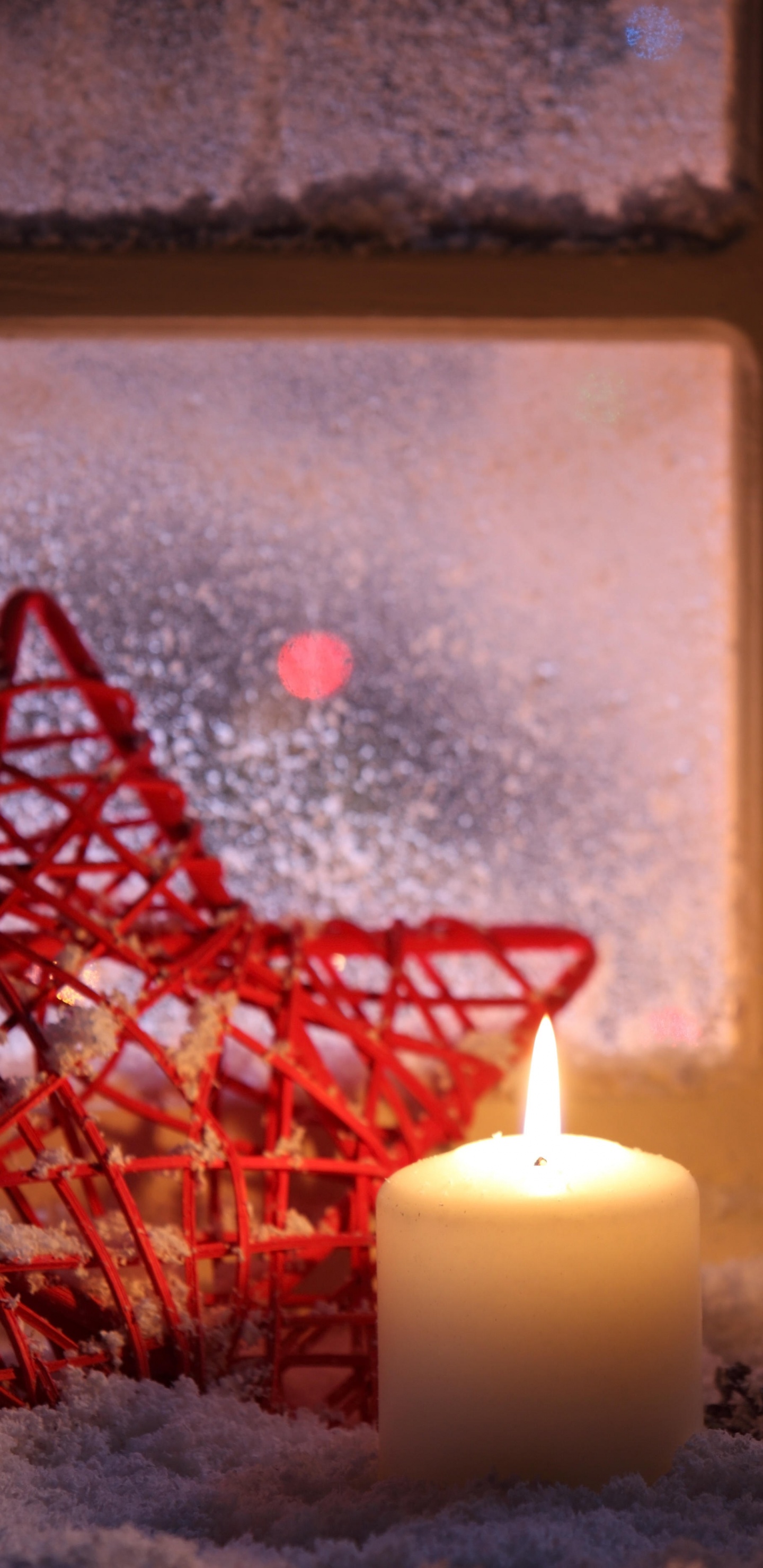 Обои Рождественский день, свет, Рождественские огни, освещение, зима в разрешении 1440x2960