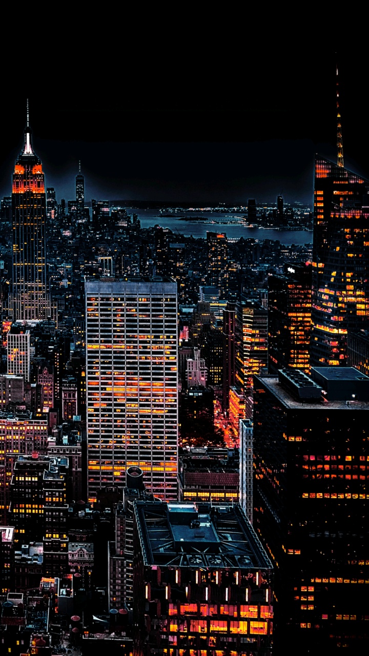 Обои городской пейзаж, маленький темный век, Тикток, скрытые боги, ночь в разрешении 720x1280