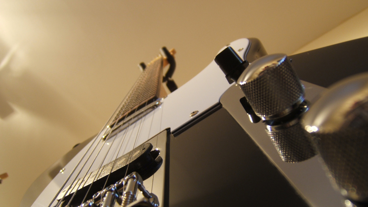 Обои Fender Telecaster, гитара, электрогитара, Фендер Стратокастер, струнный инструмент в разрешении 1280x720