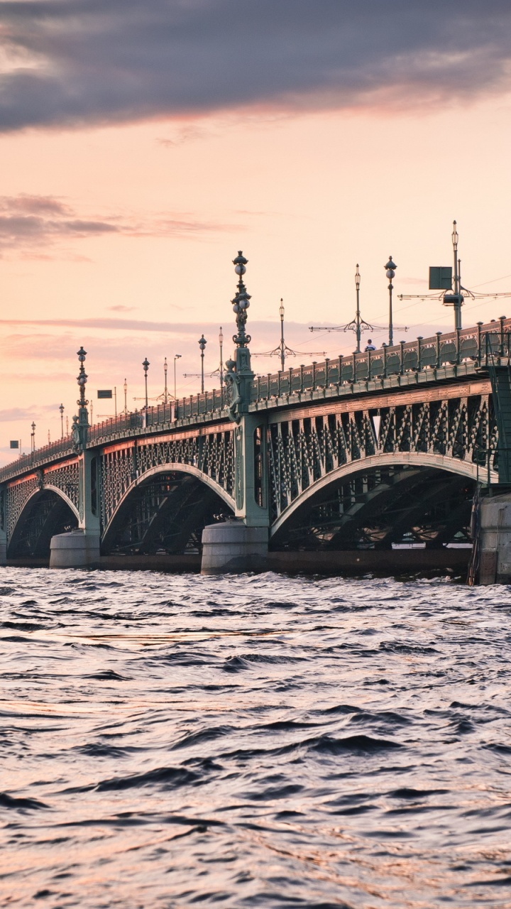 Обои мост, городской пейзаж, вода, реки, водный путь в разрешении 720x1280