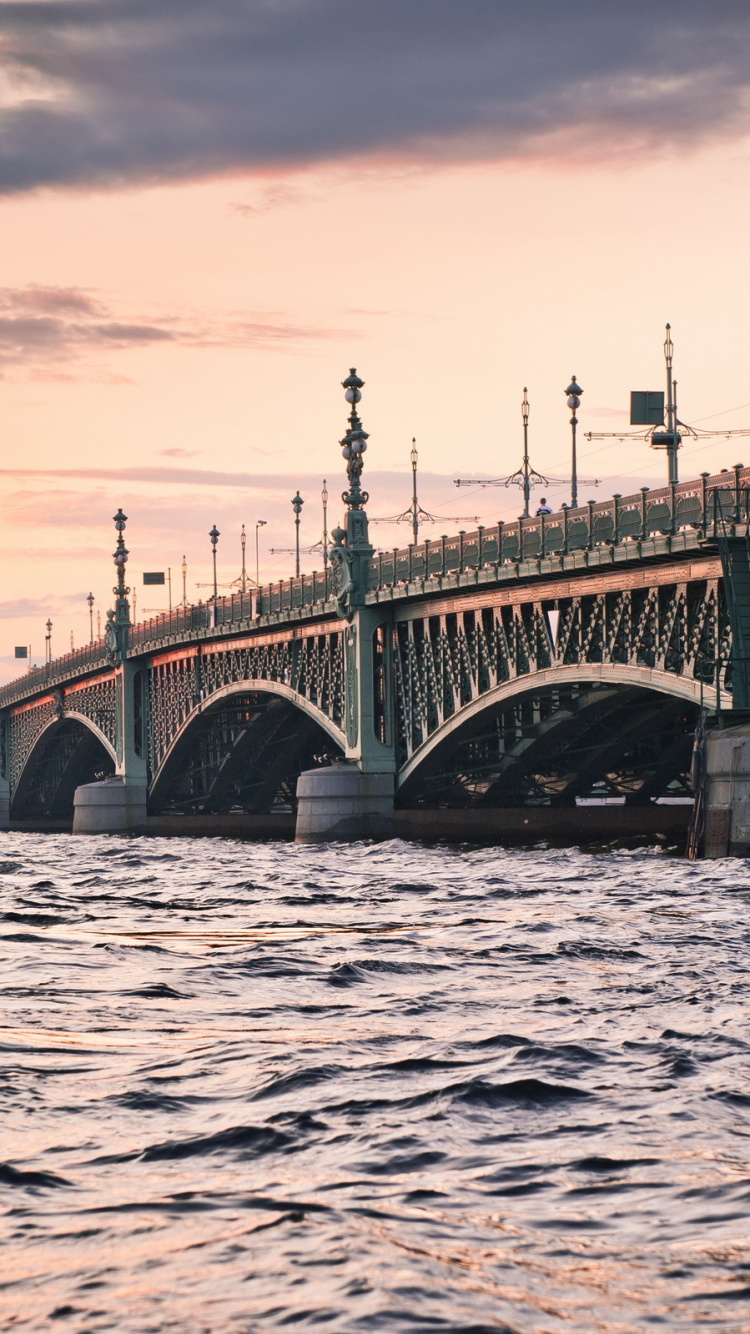 Обои мост, городской пейзаж, вода, реки, водный путь в разрешении 750x1334