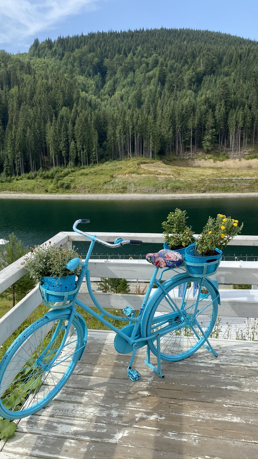 Обои вода, Велоспорт, дорожный велосипед, горный хребет, туризм в разрешении 1080x1920
