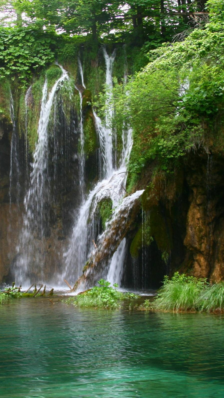 Обои национальный парк плитвицкие озера, водопад, национальный парк, парк, гидроресурсы в разрешении 750x1334